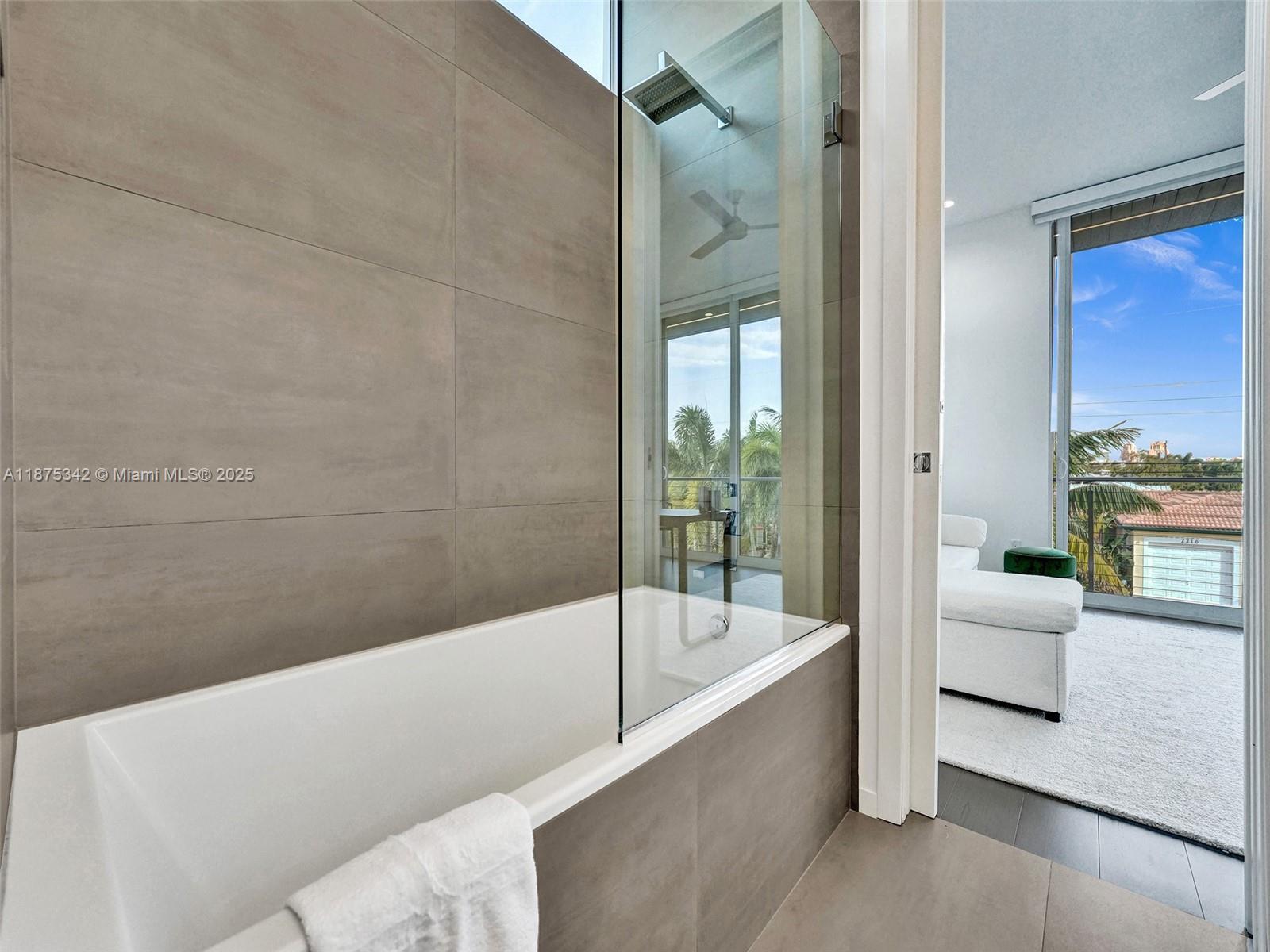 MIDDLE RIVER MANOR ADD - Residential Lease