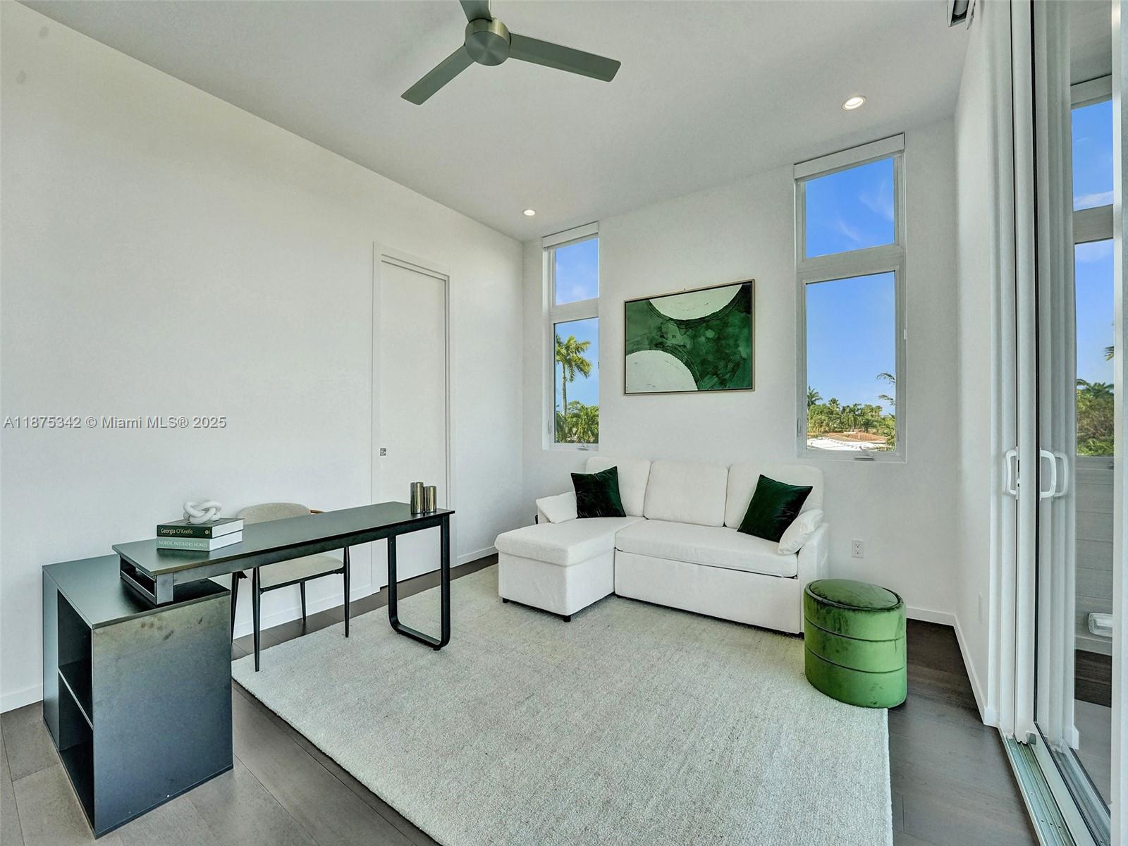 MIDDLE RIVER MANOR ADD - Residential Lease