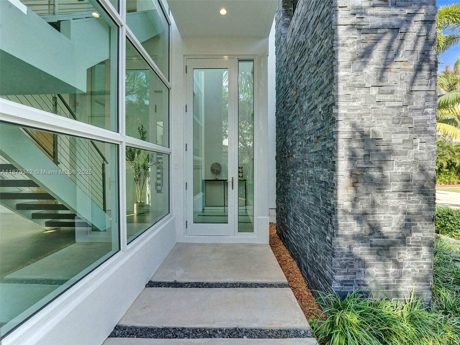 MIDDLE RIVER MANOR ADD - Residential Lease