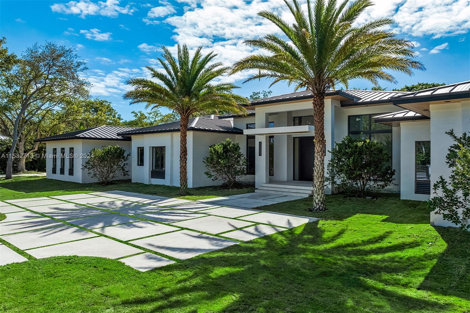 COLLINS ACRES - Residential