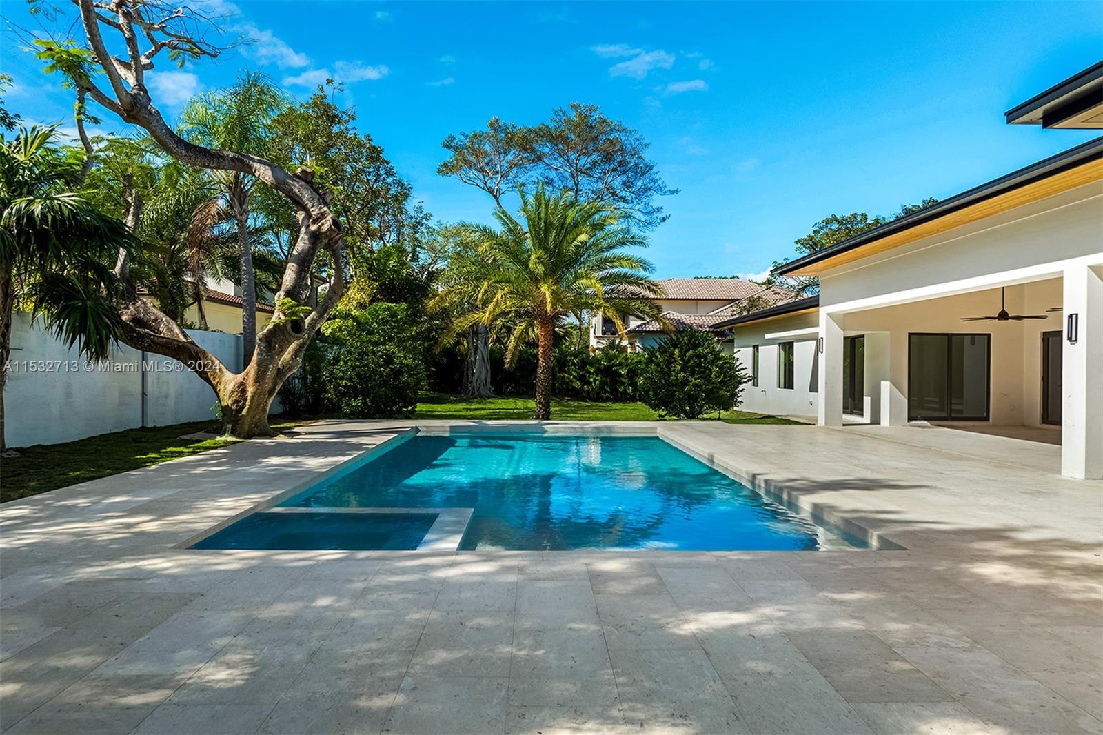 COLLINS ACRES - Residential