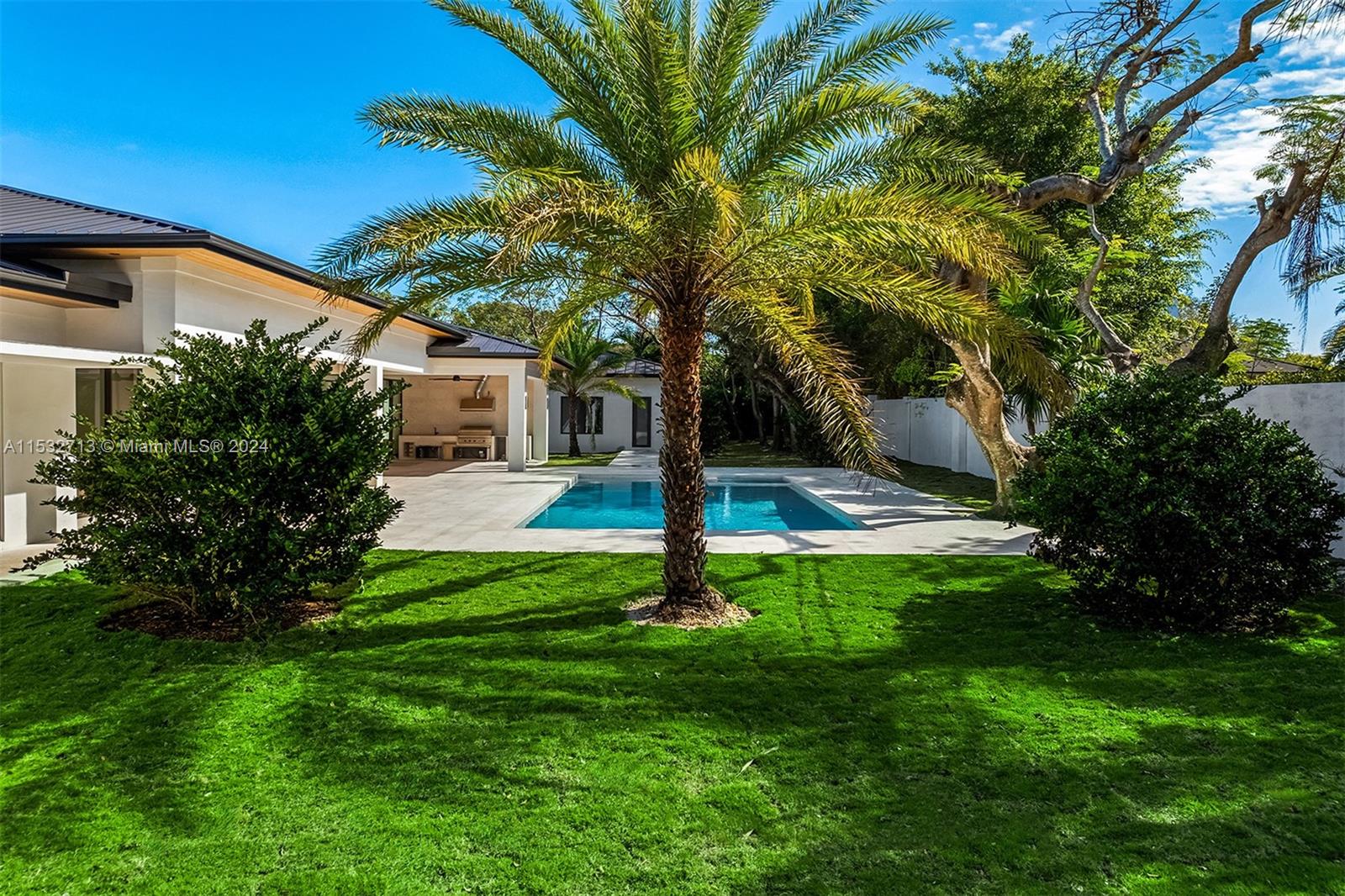 COLLINS ACRES - Residential