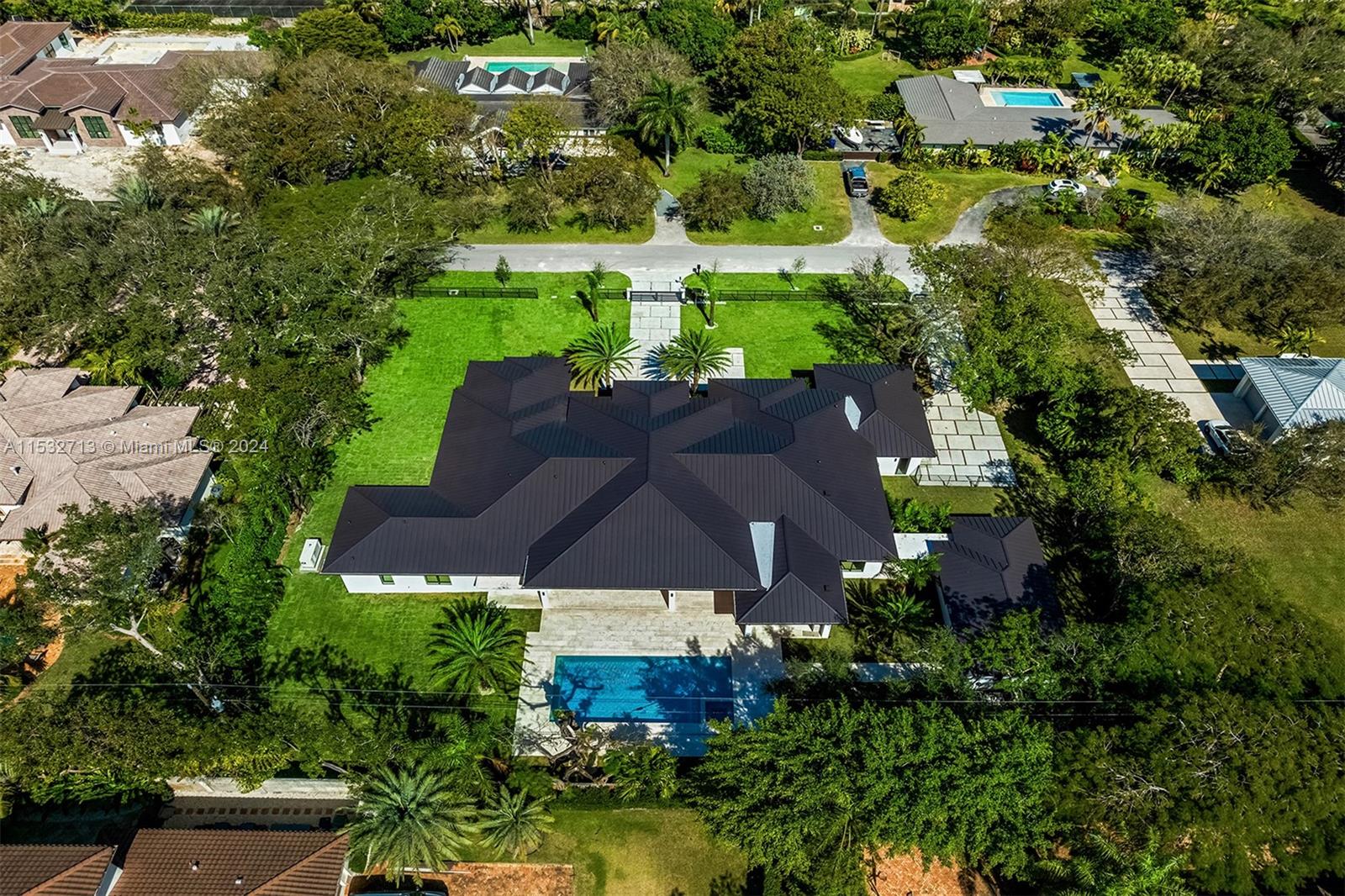 COLLINS ACRES - Residential