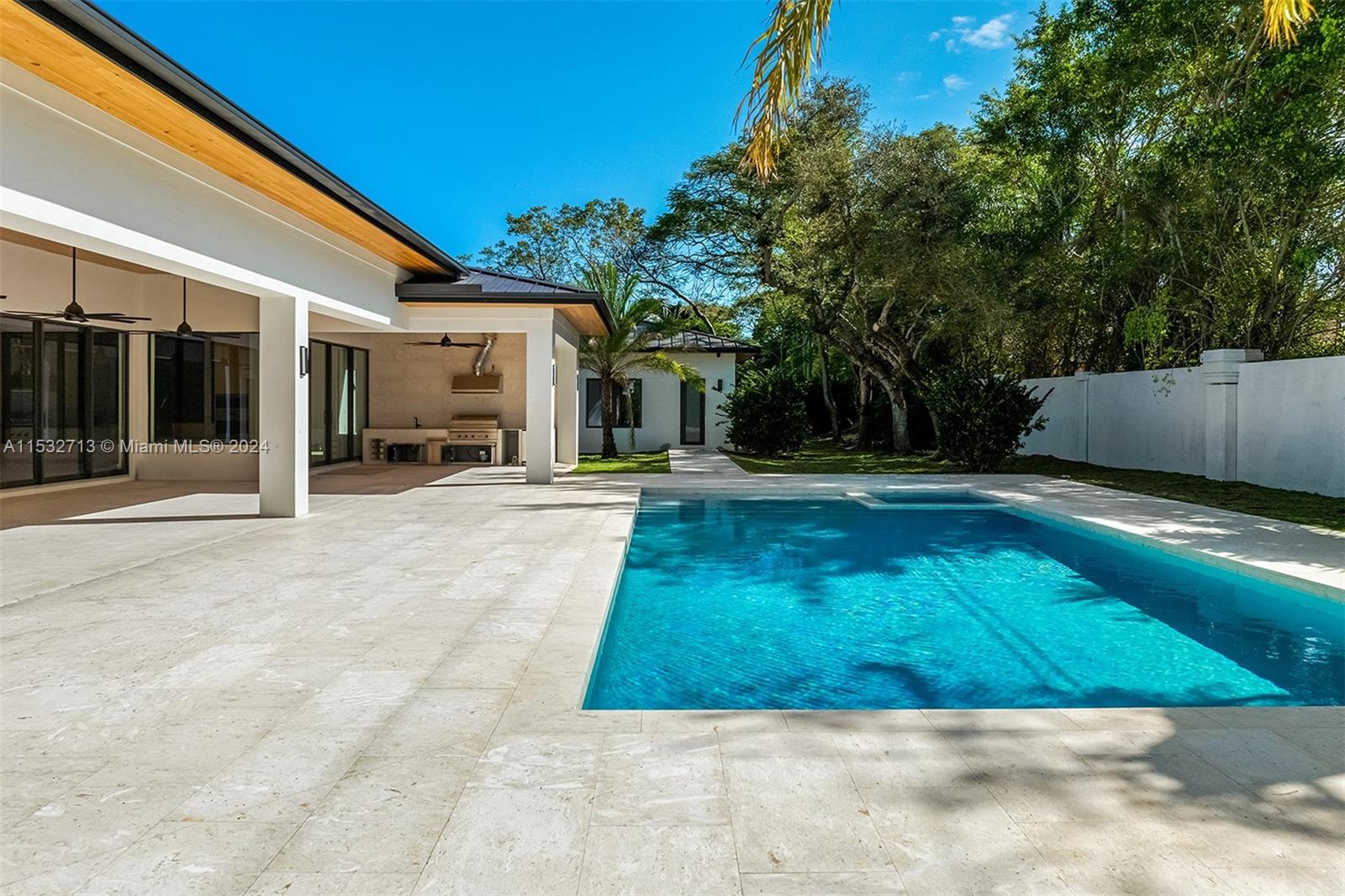 COLLINS ACRES - Residential