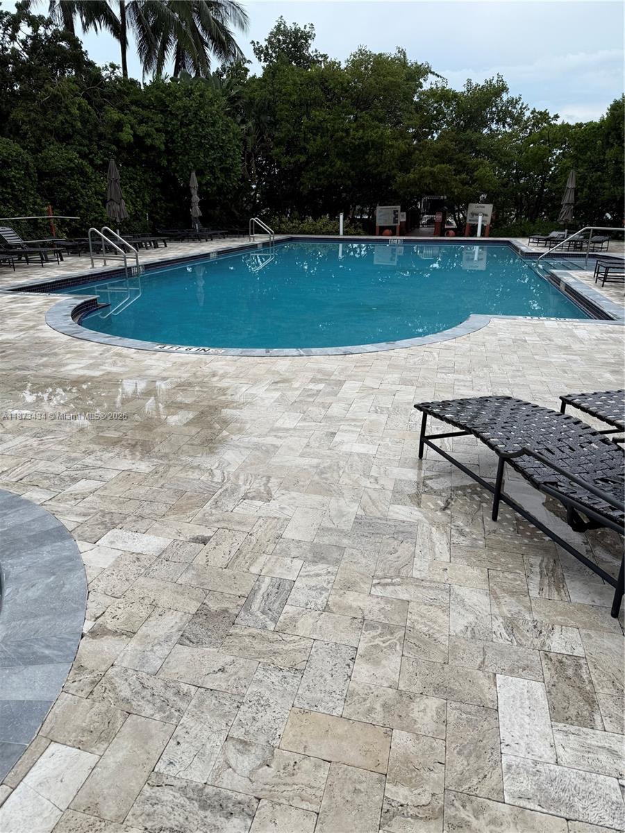 GOLDEN BAY CLUB CONDO - Residential Lease