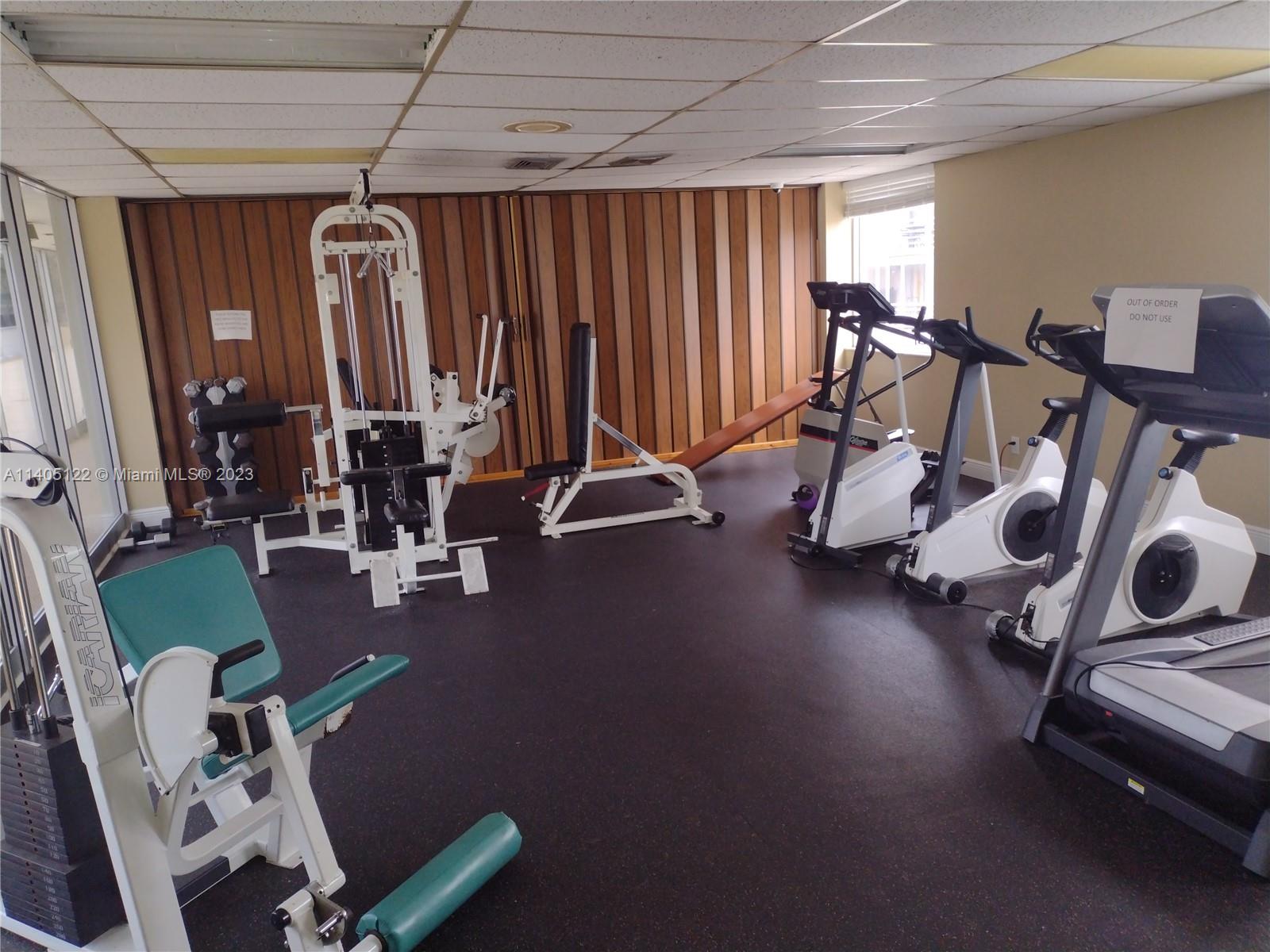 POLYNESIAN GARDENS CONDOM - Residential Lease