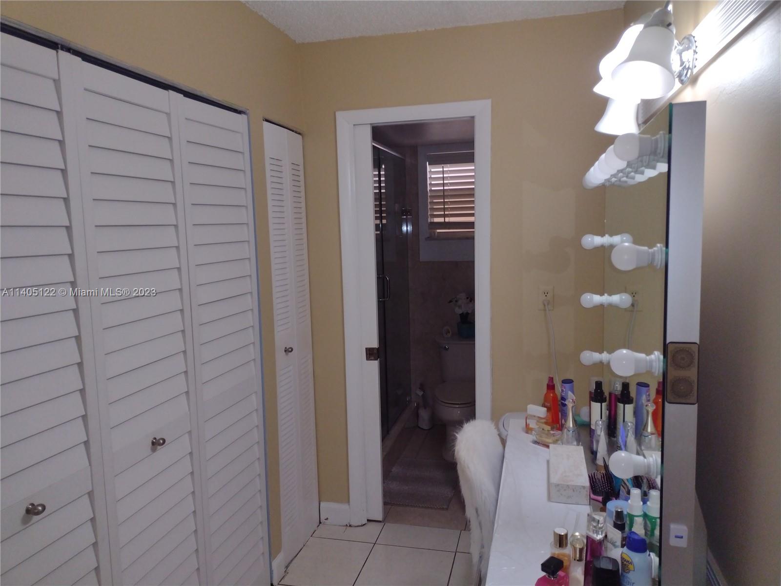 POLYNESIAN GARDENS CONDOM - Residential Lease