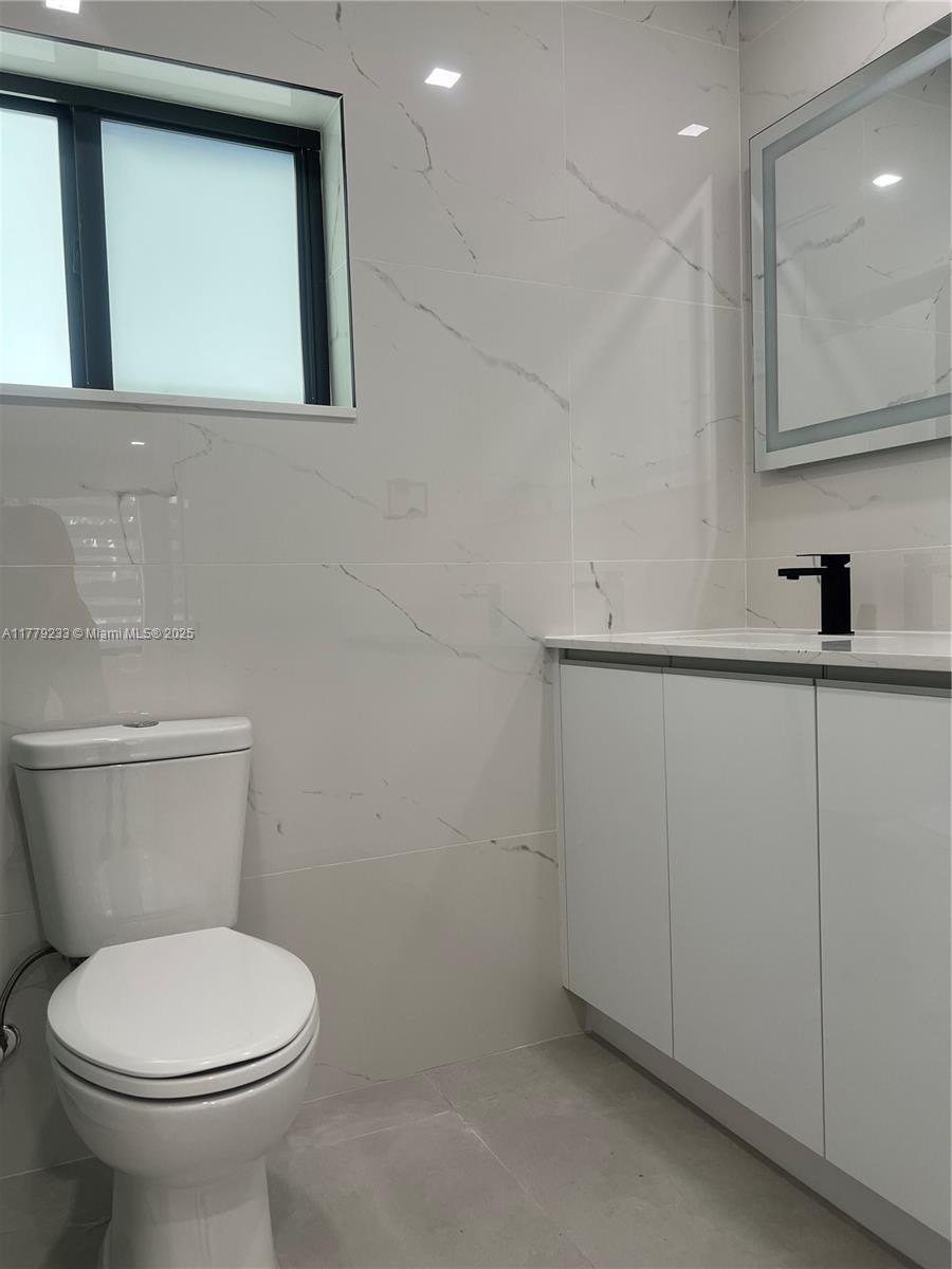HIGHVIEW GARDENS SEC B - Residential