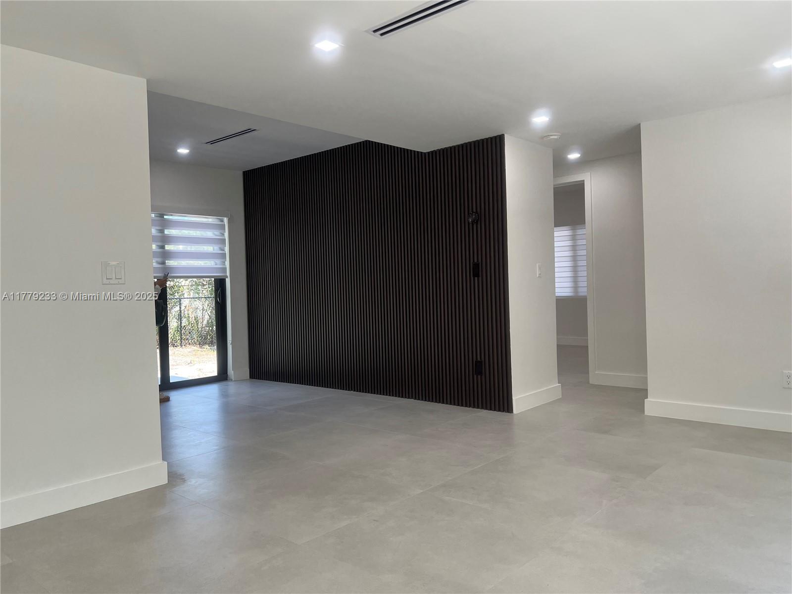 HIGHVIEW GARDENS SEC B - Residential
