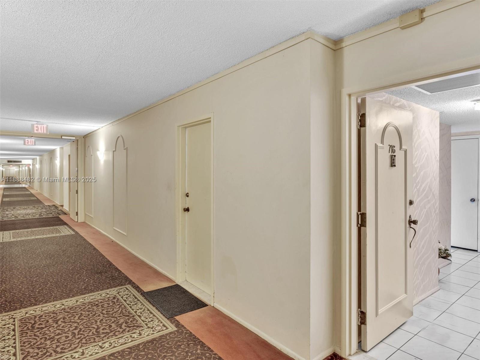 CANONGATE CONDO NO ONE - Residential