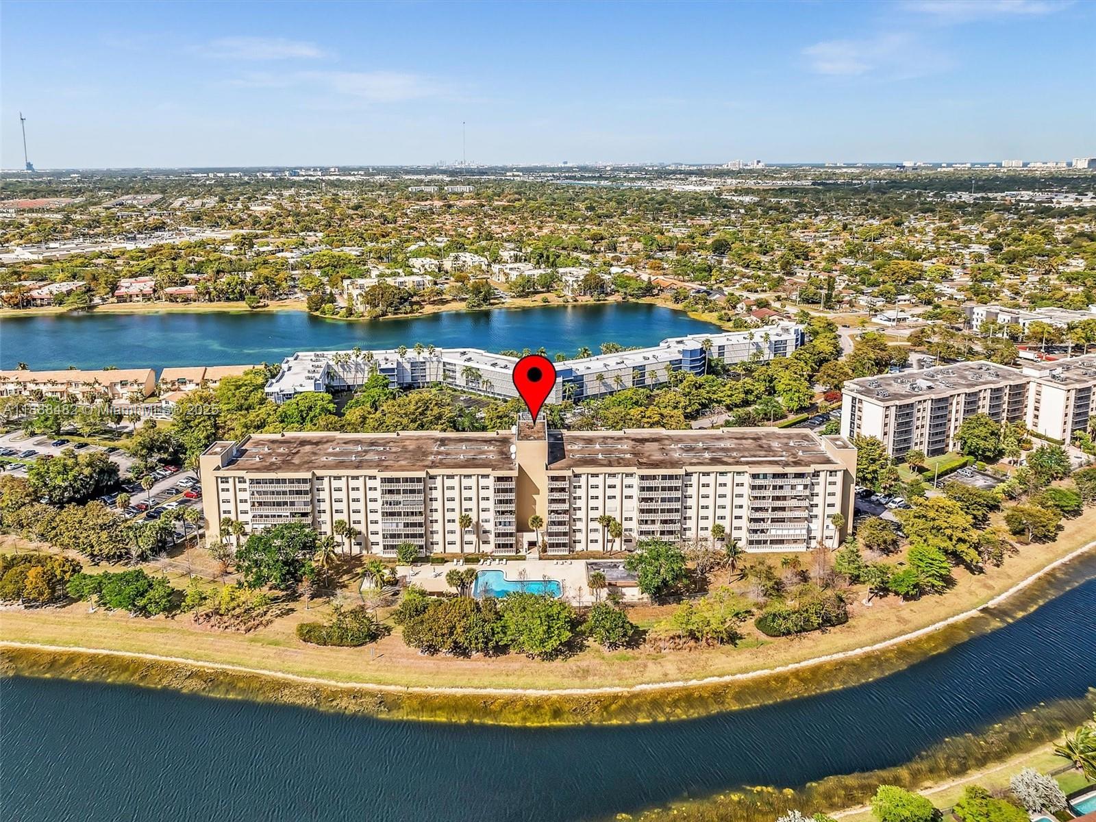 CANONGATE CONDO NO ONE - Residential