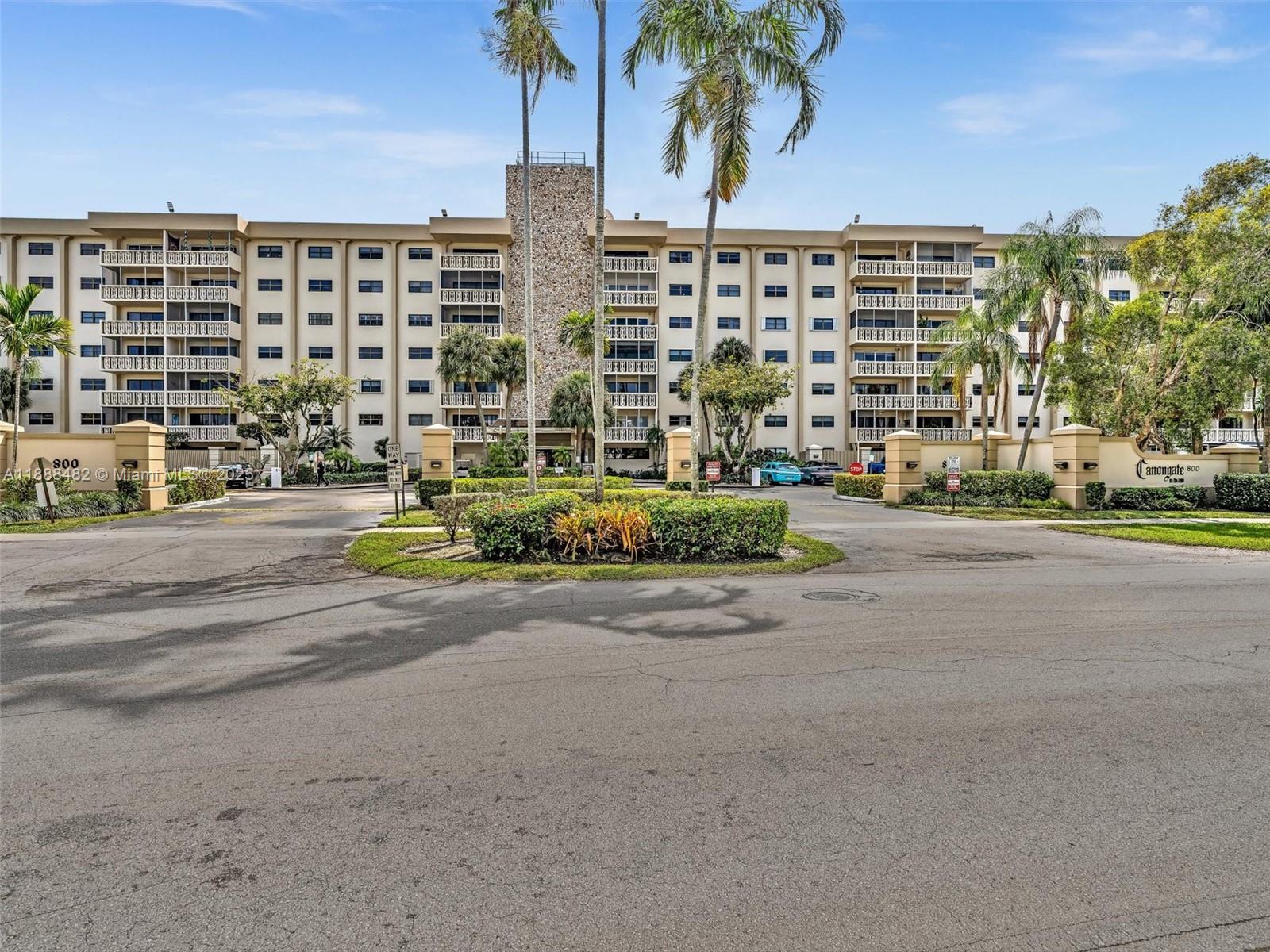 CANONGATE CONDO NO ONE - Residential