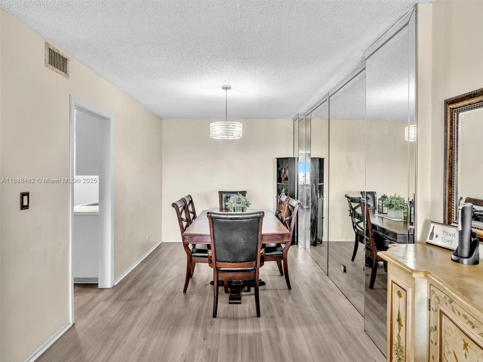 CANONGATE CONDO NO ONE - Residential