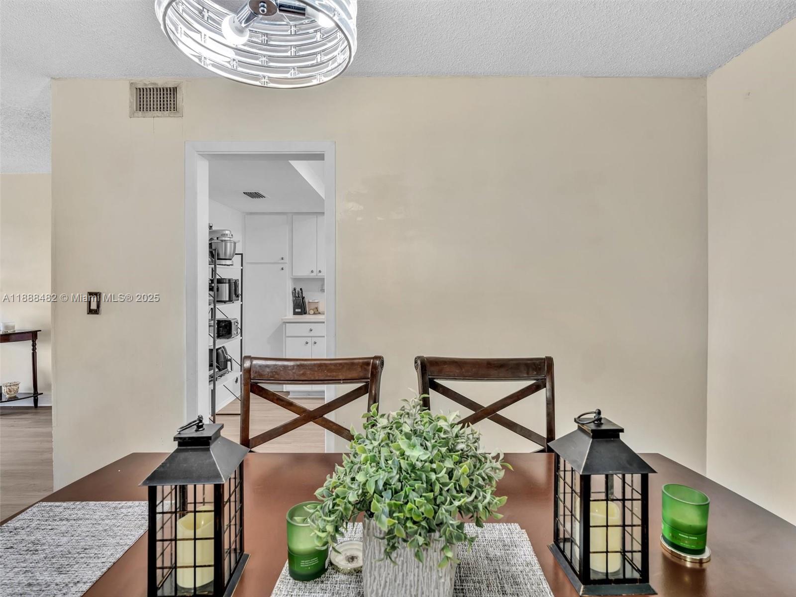 CANONGATE CONDO NO ONE - Residential