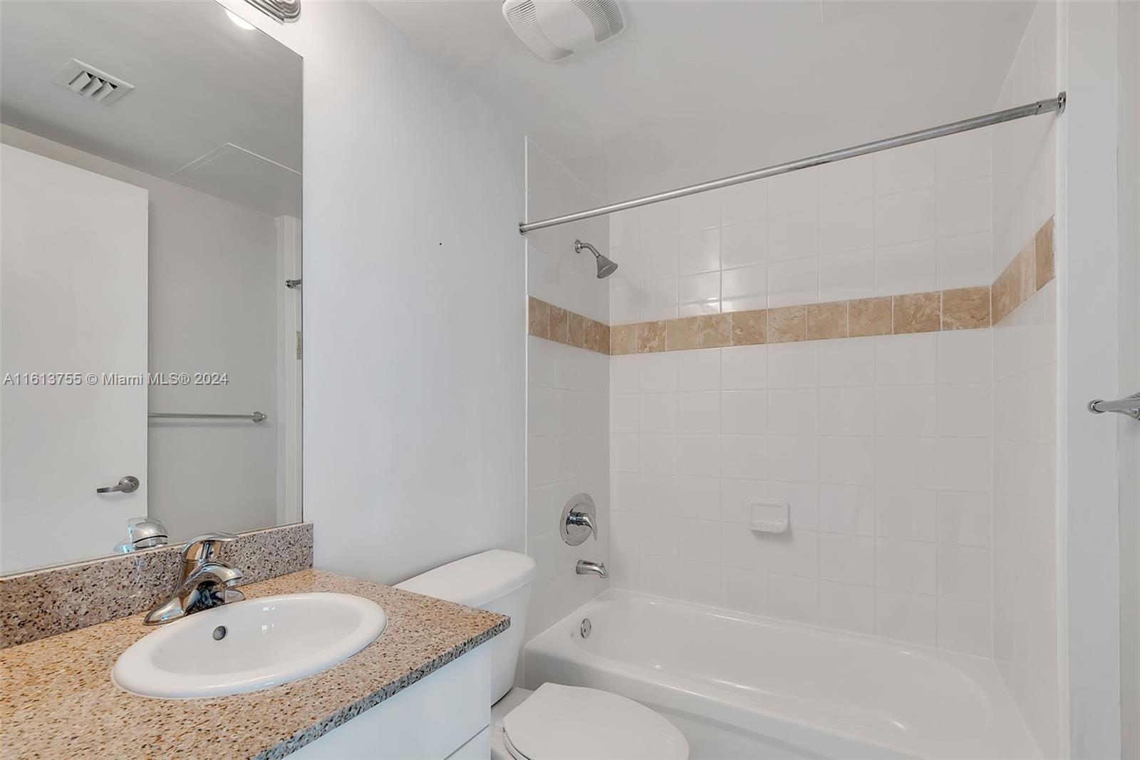 TERRAZAS RIVERPARK VILLAG - Residential