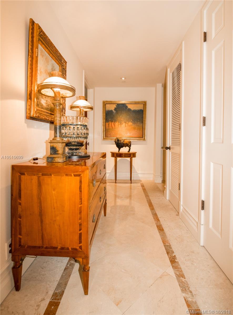 OCEANSIDE FISHER ISL COND - Residential