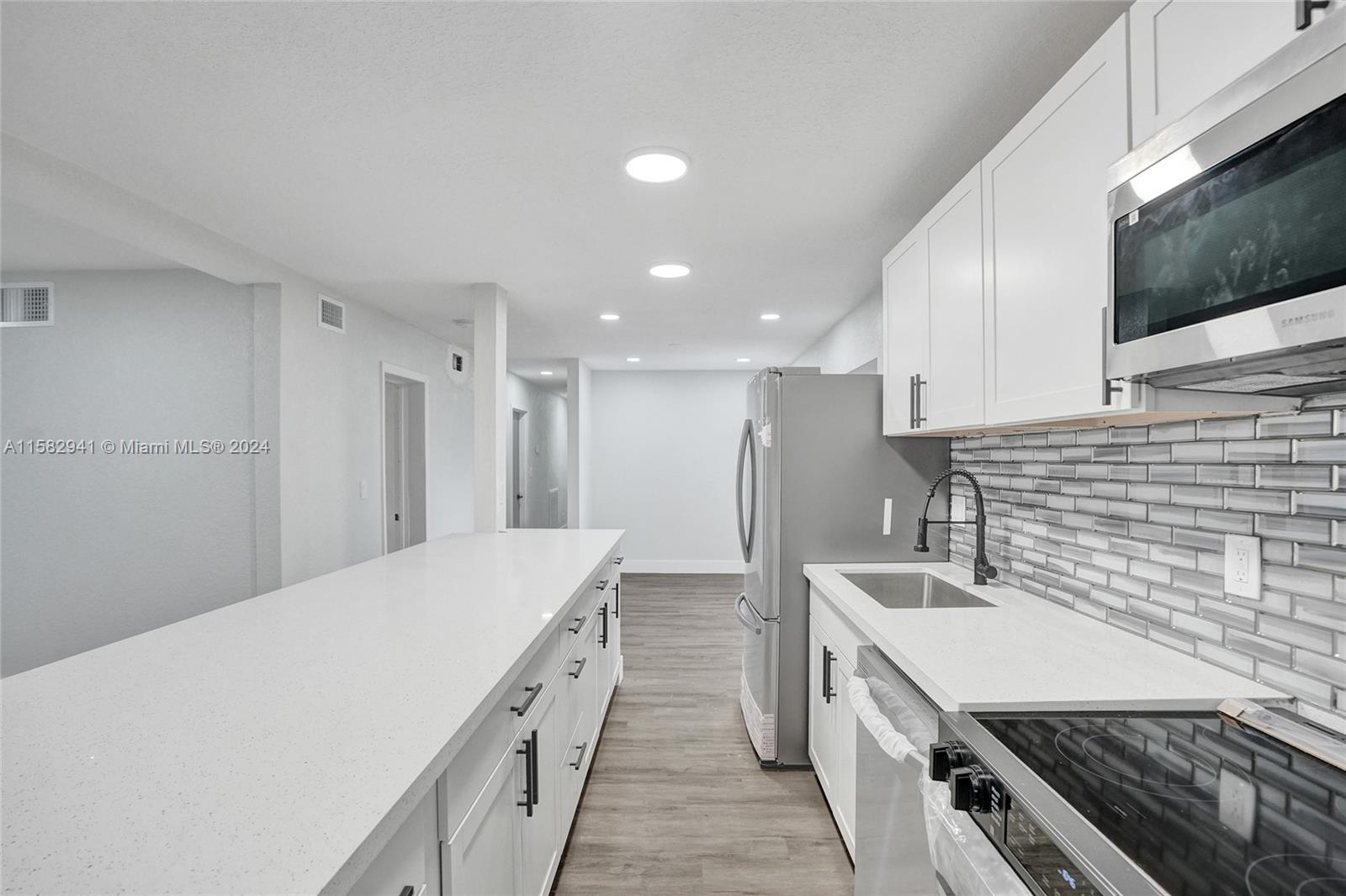 HEATHGATE 2ND ADD - Residential