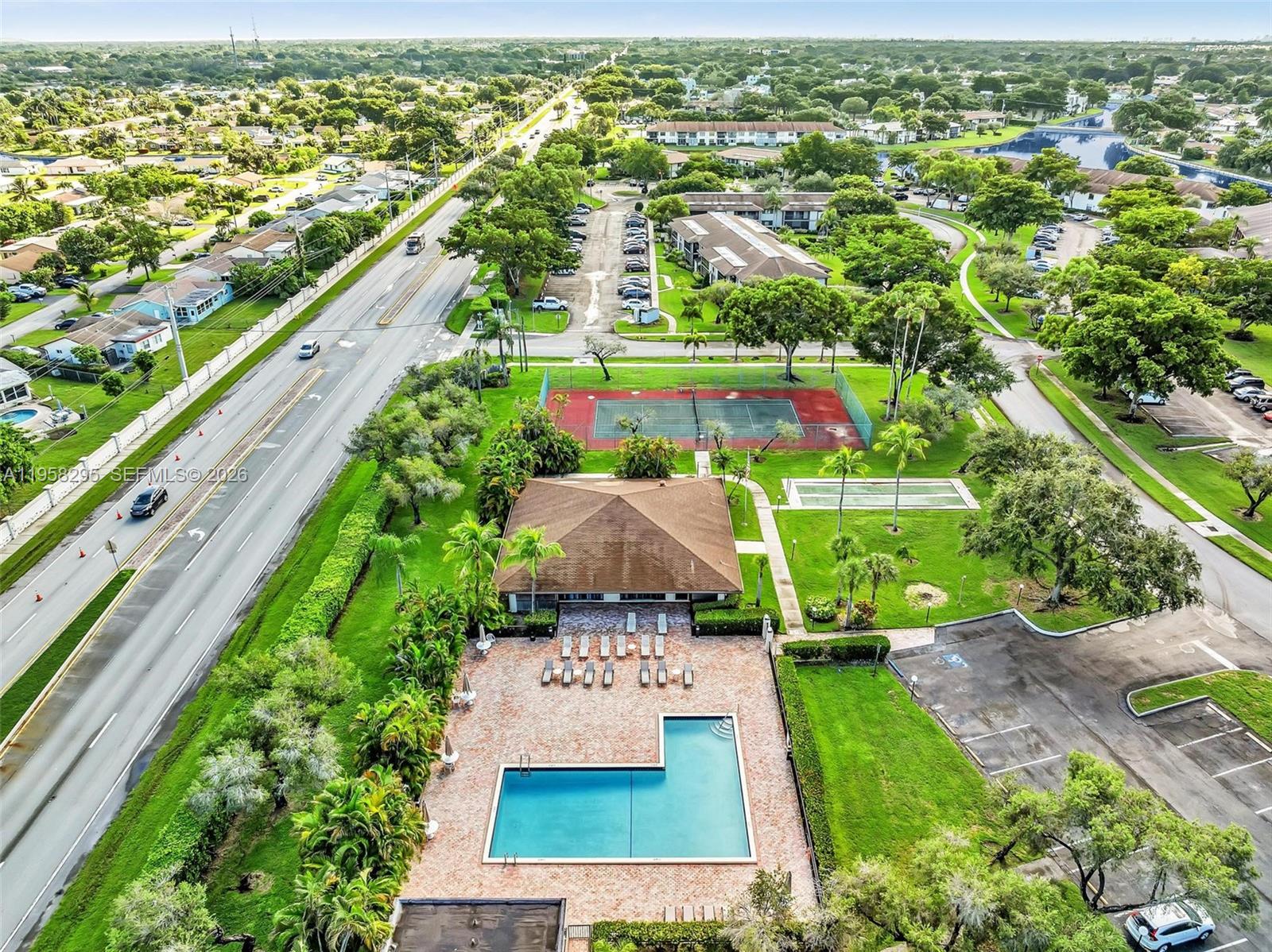 TAMARAC GARDENS CONDOMINI - Residential Lease