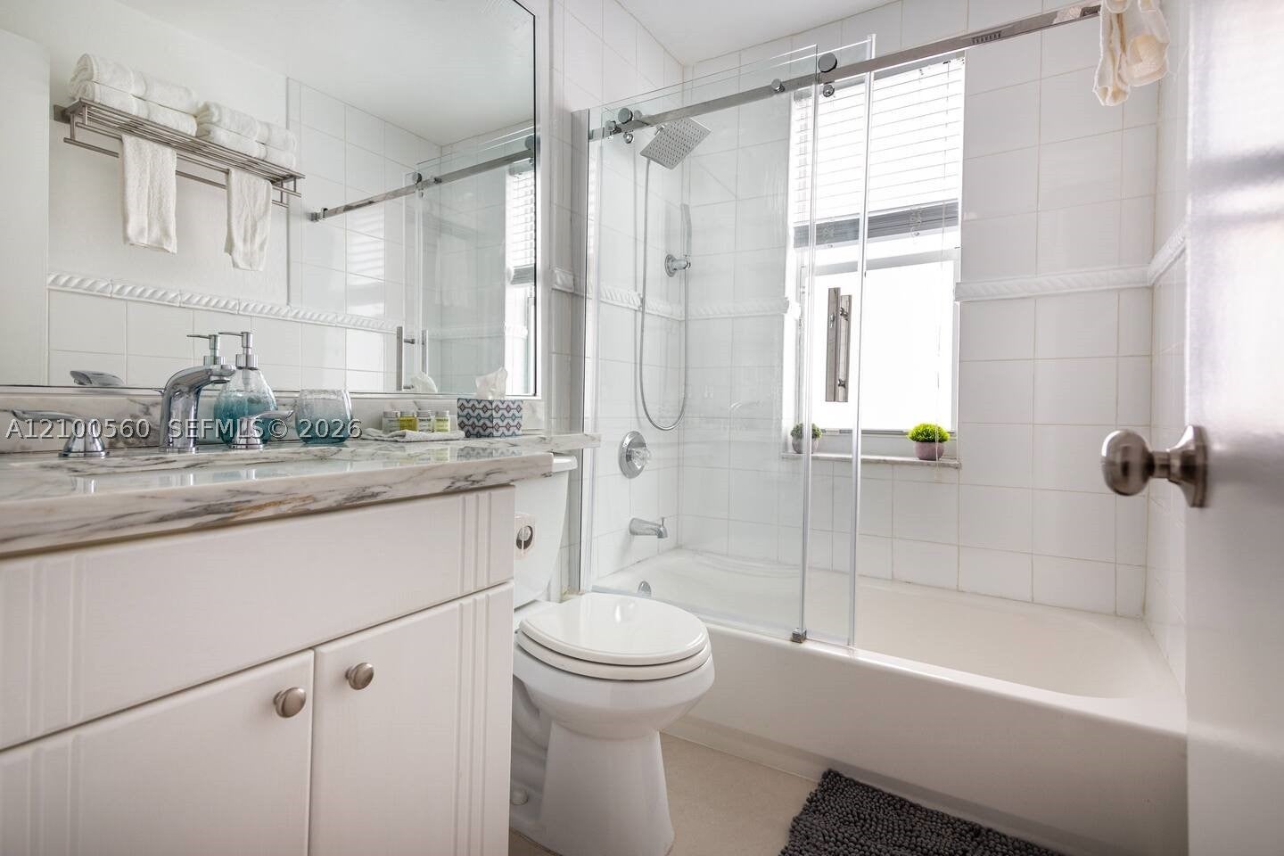 918 Ocean Dr 201