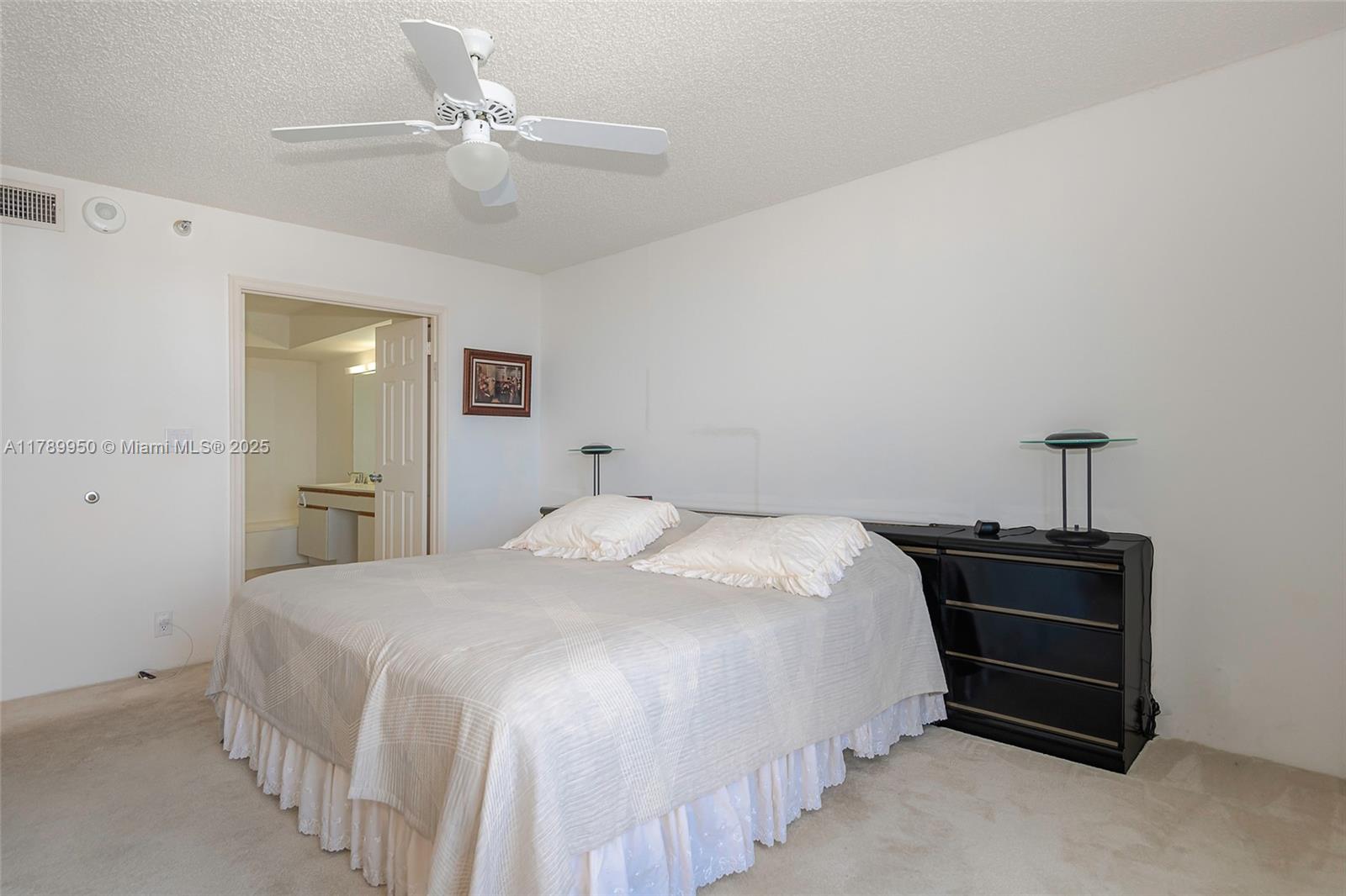 MYSTIC POINTE TOWER 500 C - Residential