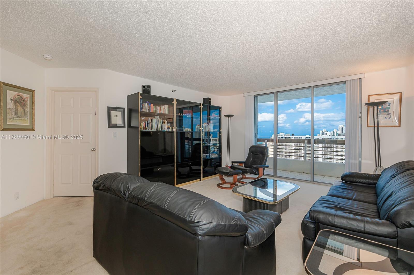 MYSTIC POINTE TOWER 500 C - Residential