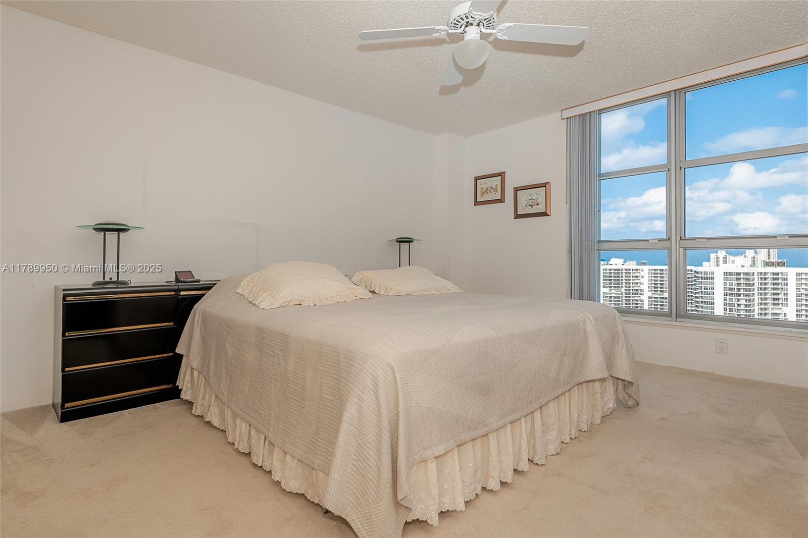 MYSTIC POINTE TOWER 500 C - Residential