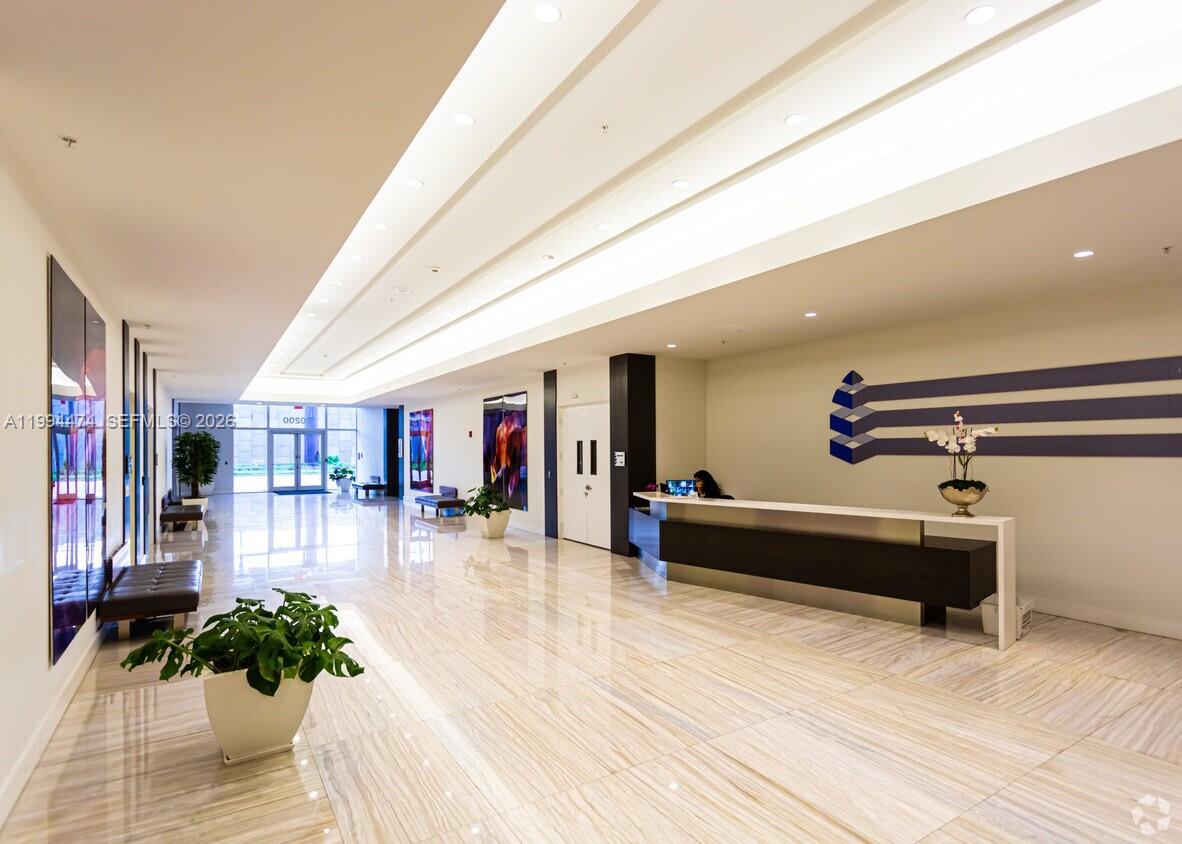 20200 W Dixie Hwy 809 Hwy