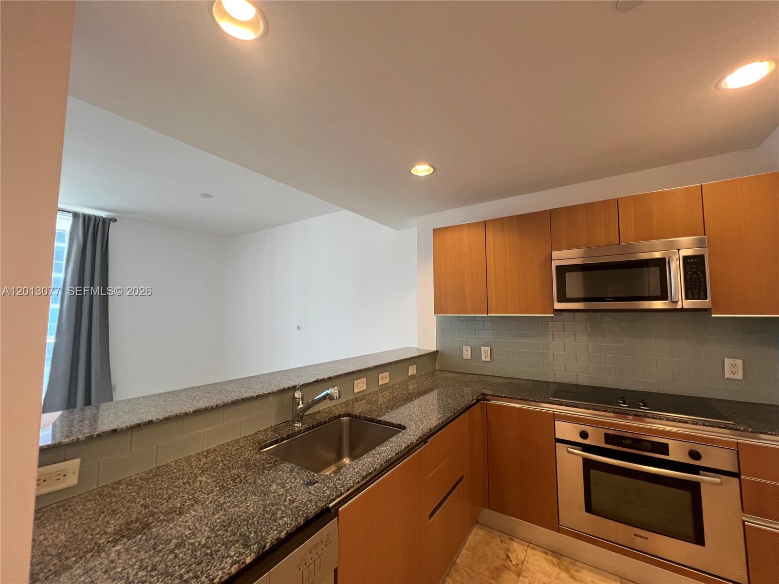 1060 BRICKELL CONDO - Residential Lease
