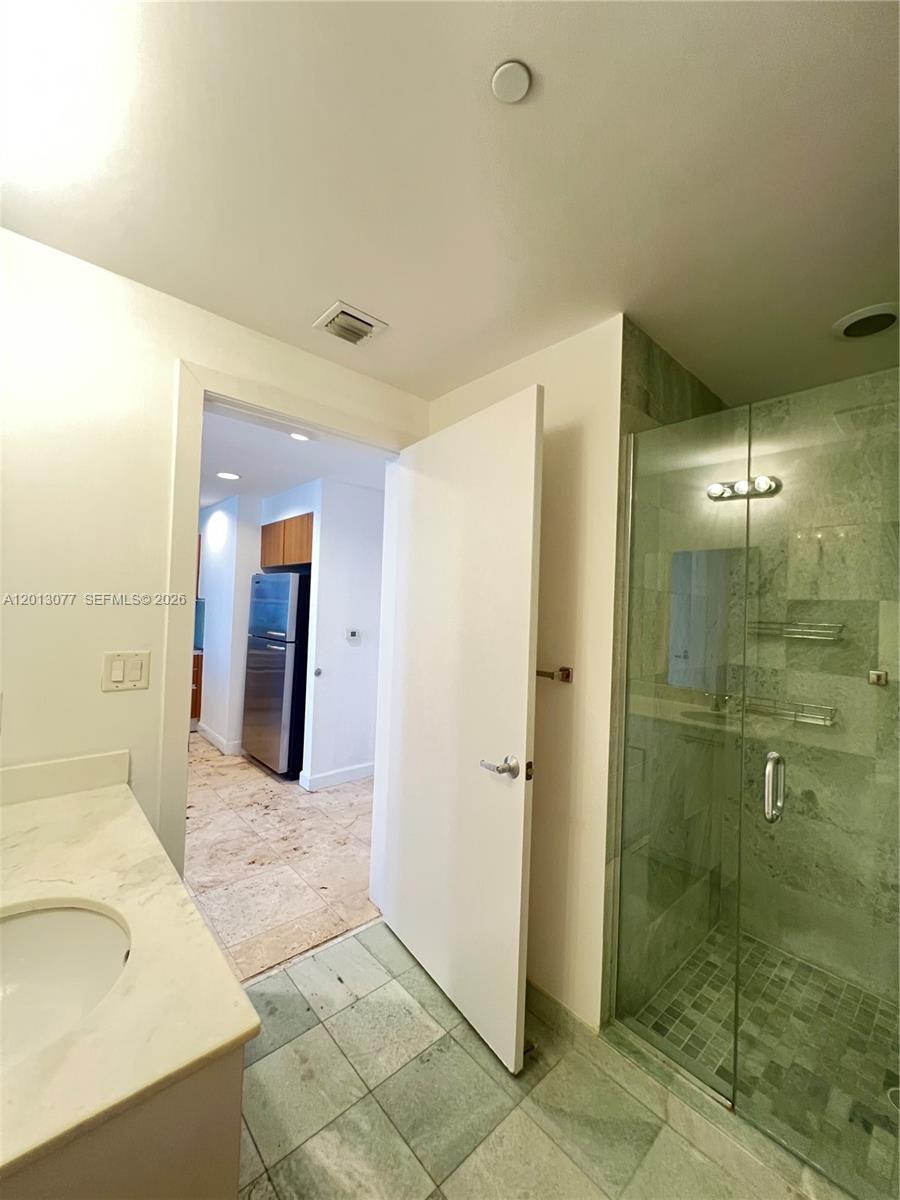 1060 BRICKELL CONDO - Residential Lease