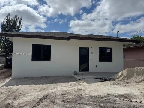 15167 NW Railroad Dr, Miami Gardens, FL 33054 - MLS#: A11711733