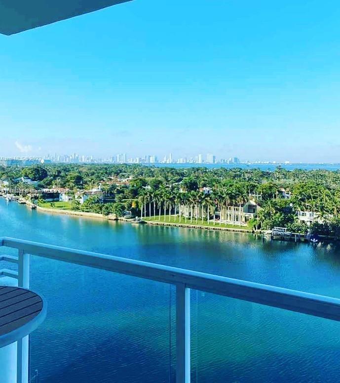 Spacious 1BD/1BA with 930 SF at 5600 Collins. Features high-impact windows, stunning direct bay views, in-unit washer/dryer, assigned parking, and private storage on the same floor. Enjoy resort-style amenities: bayside pool, marina, gym, on-site café, and renovated lobby. Lease includes cable, internet, water, and central A/C. Just across from the beach (access 1 block north) and near top schools, Bal Harbour Shops, and South Beach. Luxury, convenience, and location all in one!