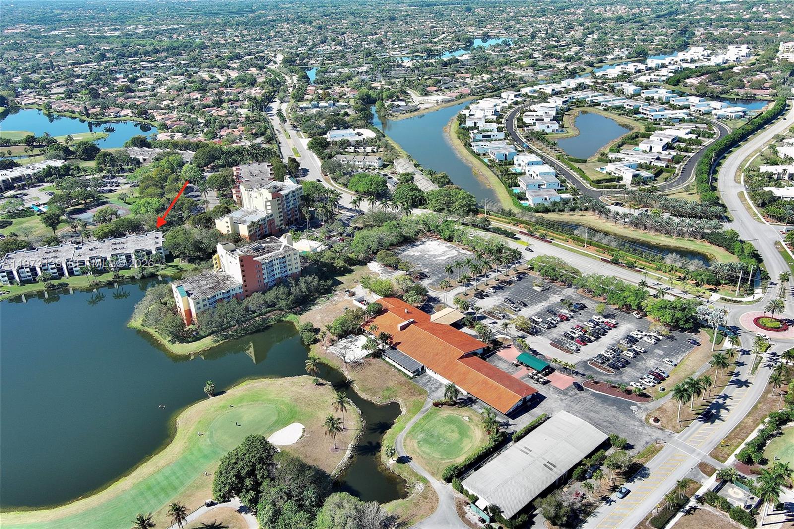 BLDG 8 OF COUNTRY CLUB AP - Residential