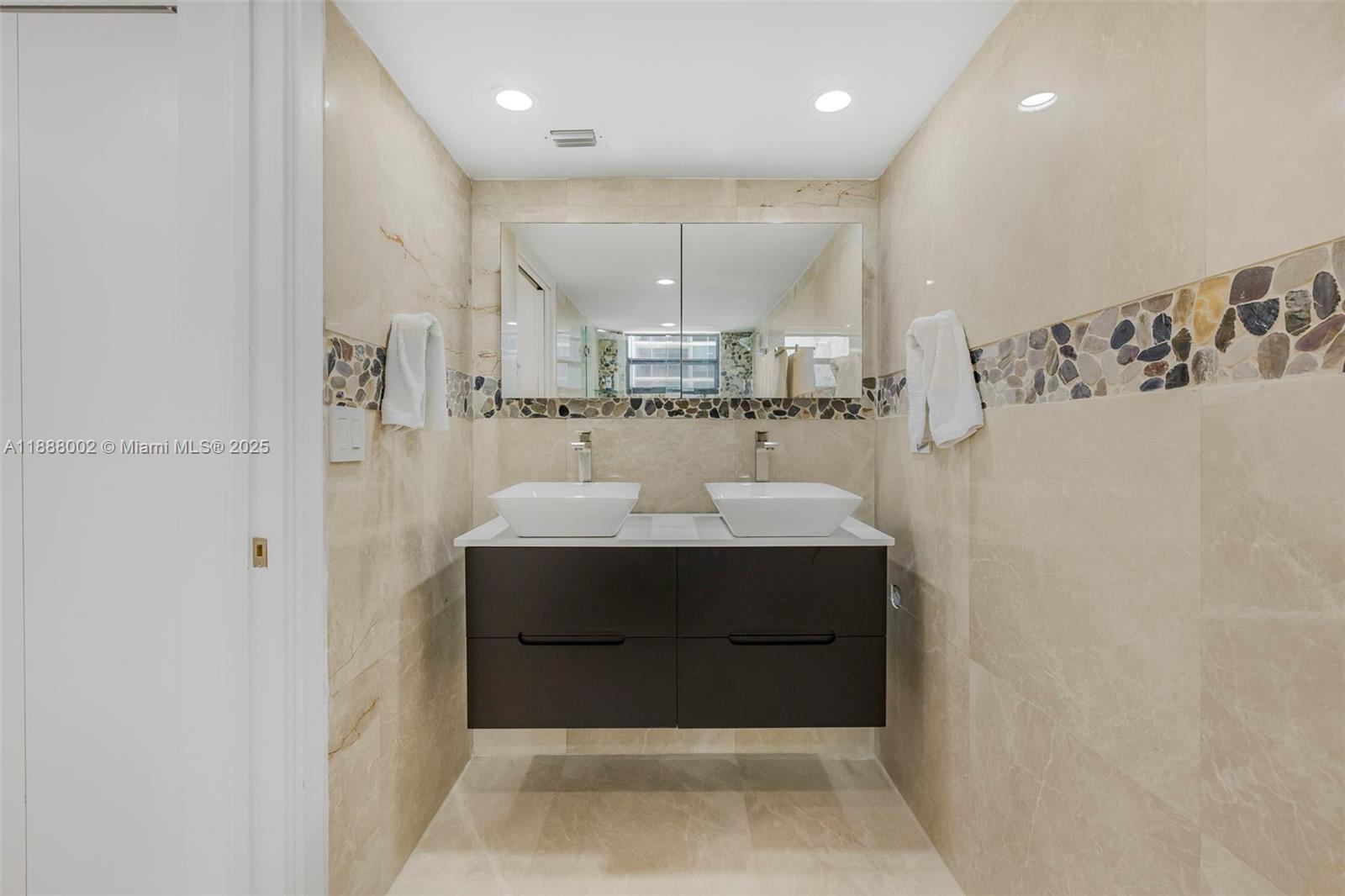 OCEANFRONT PLAZA CONDO - Residential