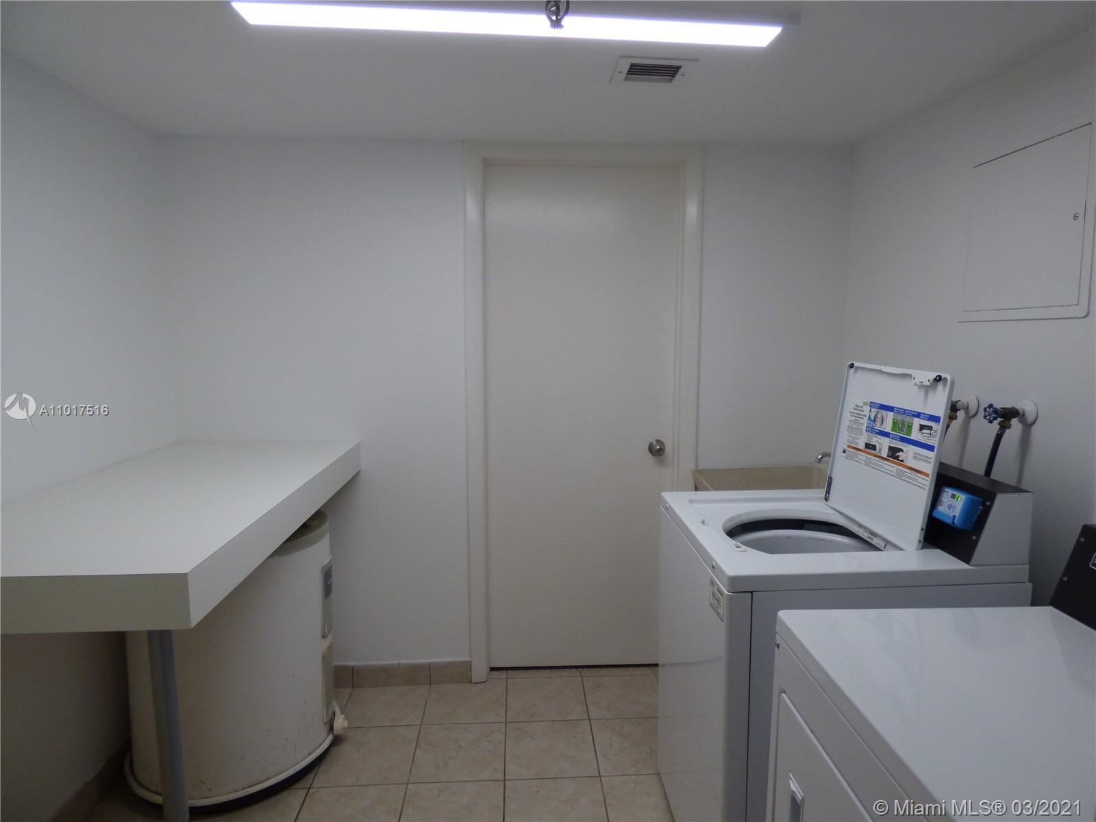 LA MER ESTATES WEST CONDO - Residential Lease