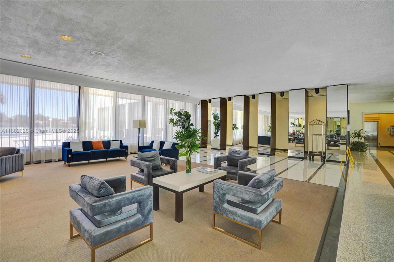 5838 Collins Ave 7G