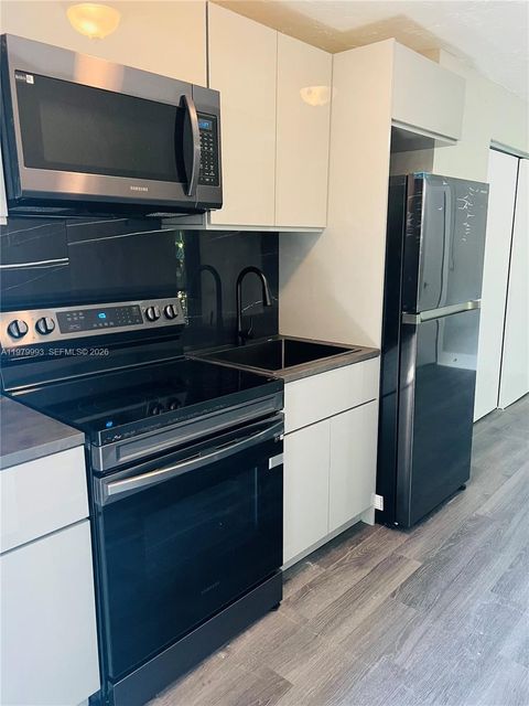 1126 NW 58th Ter UNIT #3 Miami FL 33127