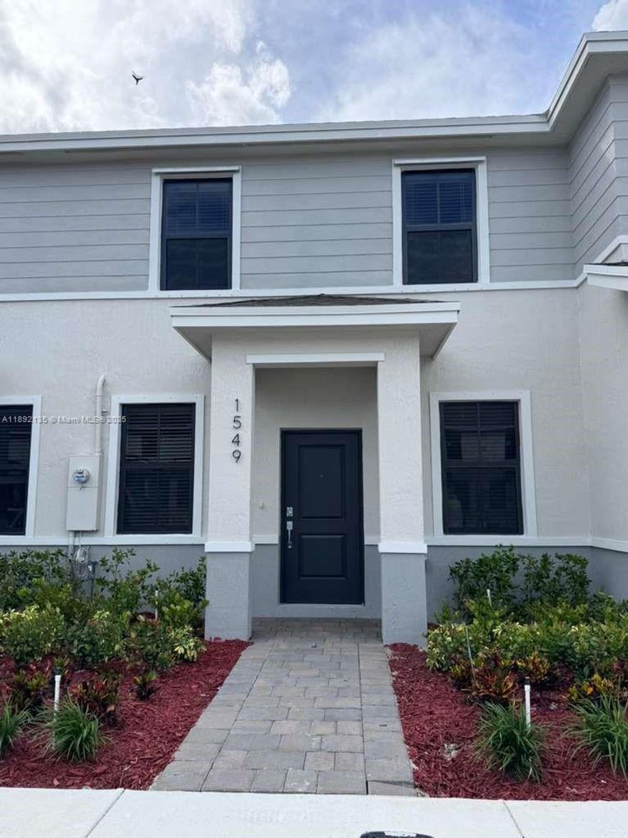 Gorgeous New Construction Townhome.

Spacious 3-bedroom, 2.5-bath layout featuring a walk-in closet, stainless steel appliances, and a dedicated laundry room. Enjoy a private fenced backyard and access to community amenities. Centrally located near major highways, shopping centers, schools, and entertainment—ideal for comfortable, connected living.

Make this brand-new townhouse your new home!