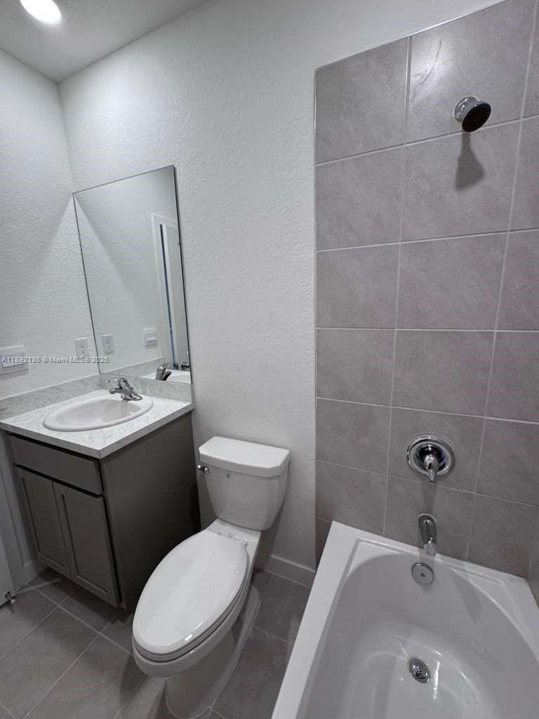 Palm Cay - Residential Lease