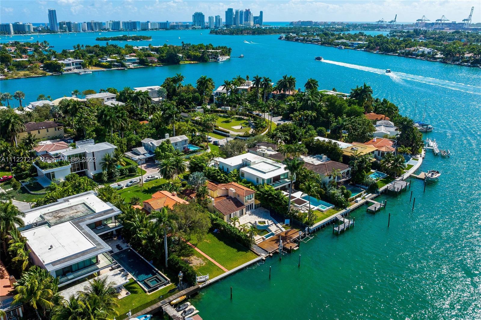 SAN MARINO ISLAND - Residential