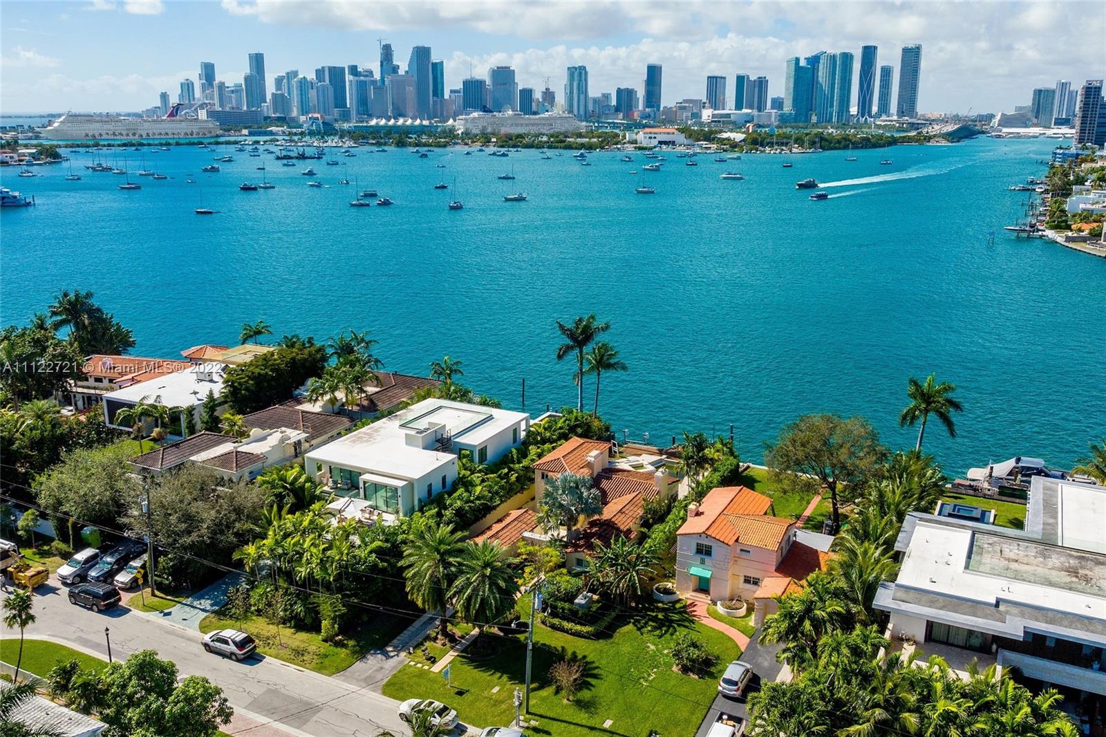 SAN MARINO ISLAND - Residential