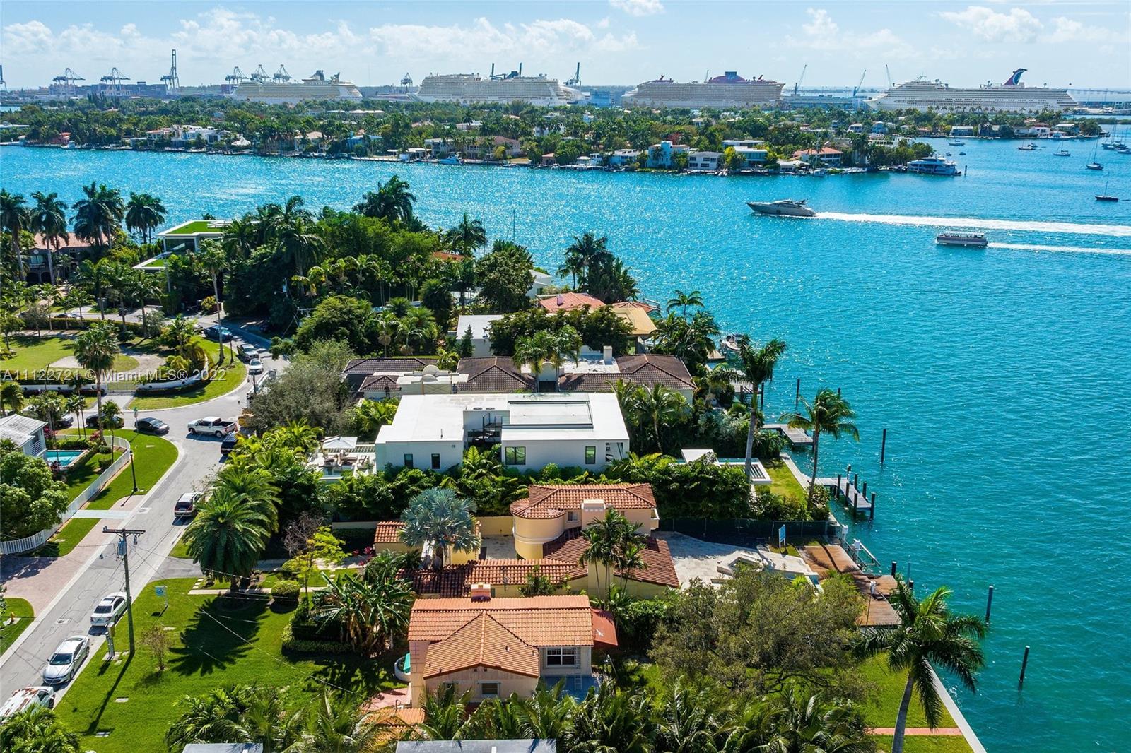 SAN MARINO ISLAND - Residential