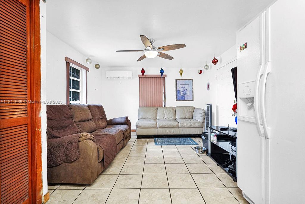 SUN-TAN VILLAGE SEC 4 - Residential