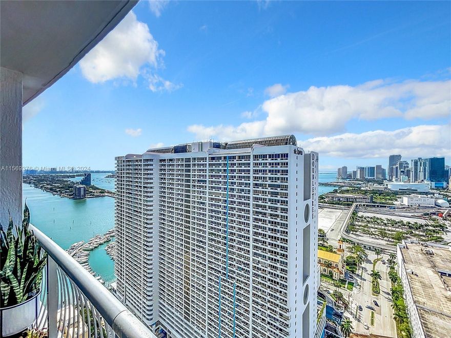 Luxurious studio unit in Miami's Media & Entertainment District, within Opera Tower. Offers stunning views, modern design, and high-end finishes. Features spacious living area, kitchen with top-of-the-line appliances, luxurious bathroom, and unique bed lift system. Oversized terrace with breathtaking views. Amenities include fitness center, pool, and 24-hour concierge. Well-managed HOA with robust reserves. Prime location near cultural attractions. Experience the epitome of waterfront living in Miami. Contact for private viewing.
