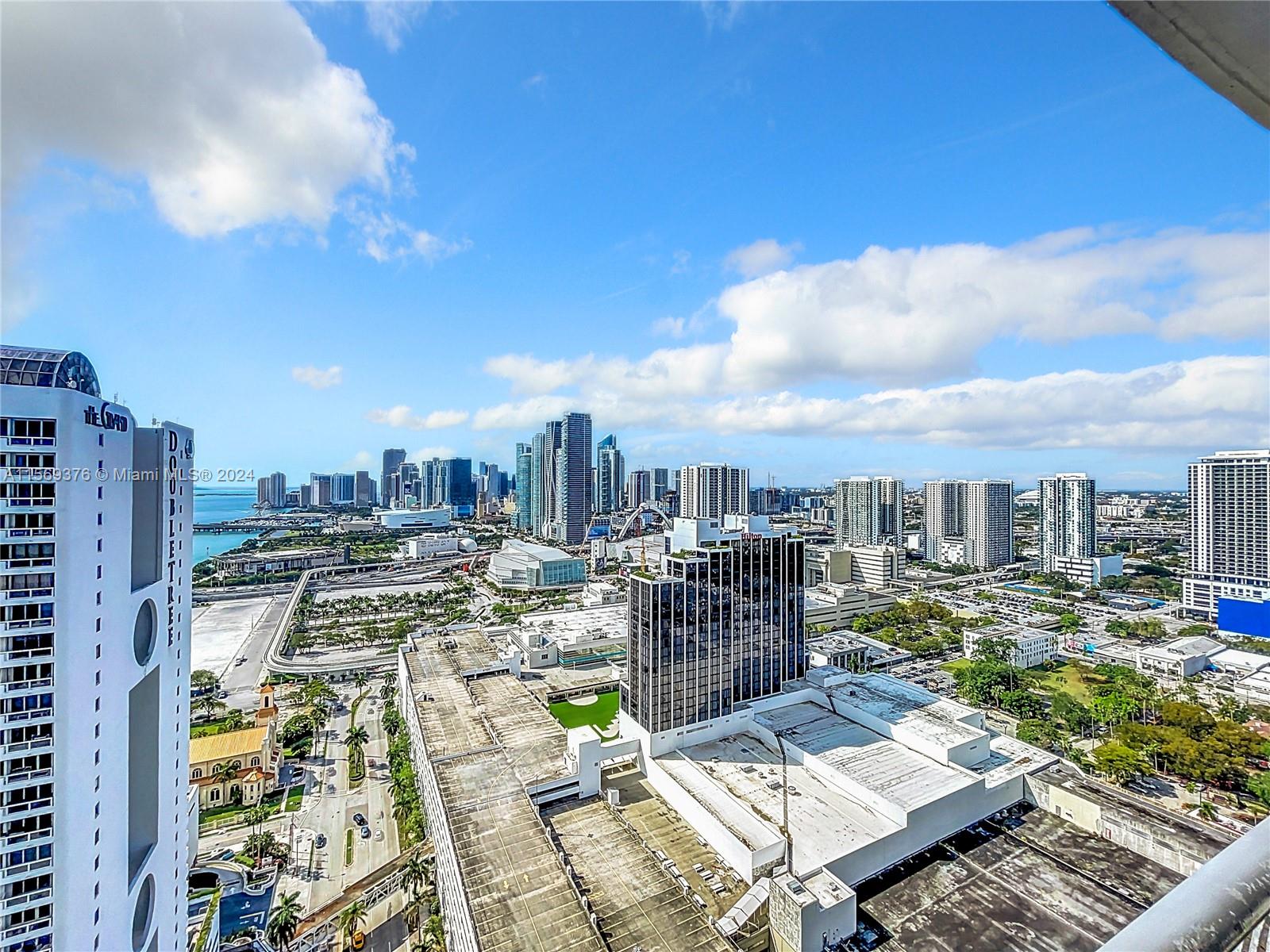 OPERA TOWER CONDO - Residential