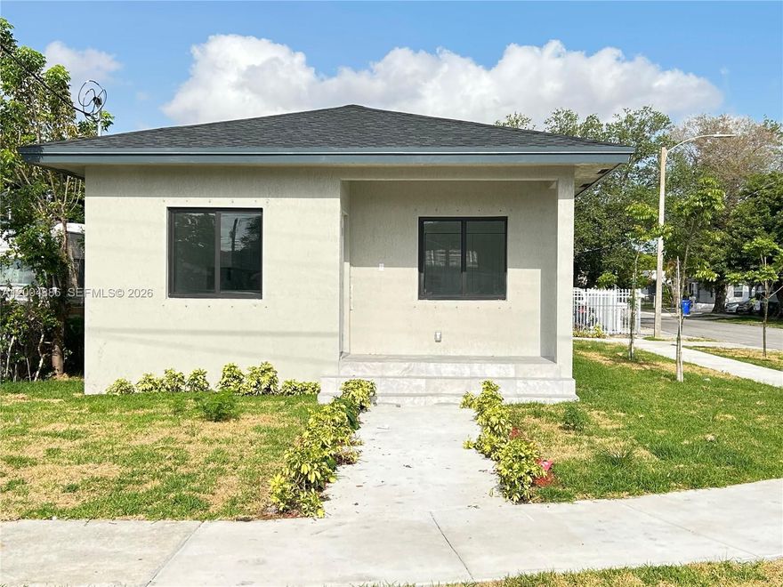 BRAND NEW HOME TO BE COMPLETED BY MAY 2026. 4 BED 3 BATHS. 1 OF THE MASTERS AHS SEPARATE ENTRANCE PERFECT FOR IN LAW QUARTERS OR EXTRA INCOME. GREAT LOCATION. AMAZING FINISHES AND MANY EXTRAS AT NO COST. CALL LA.