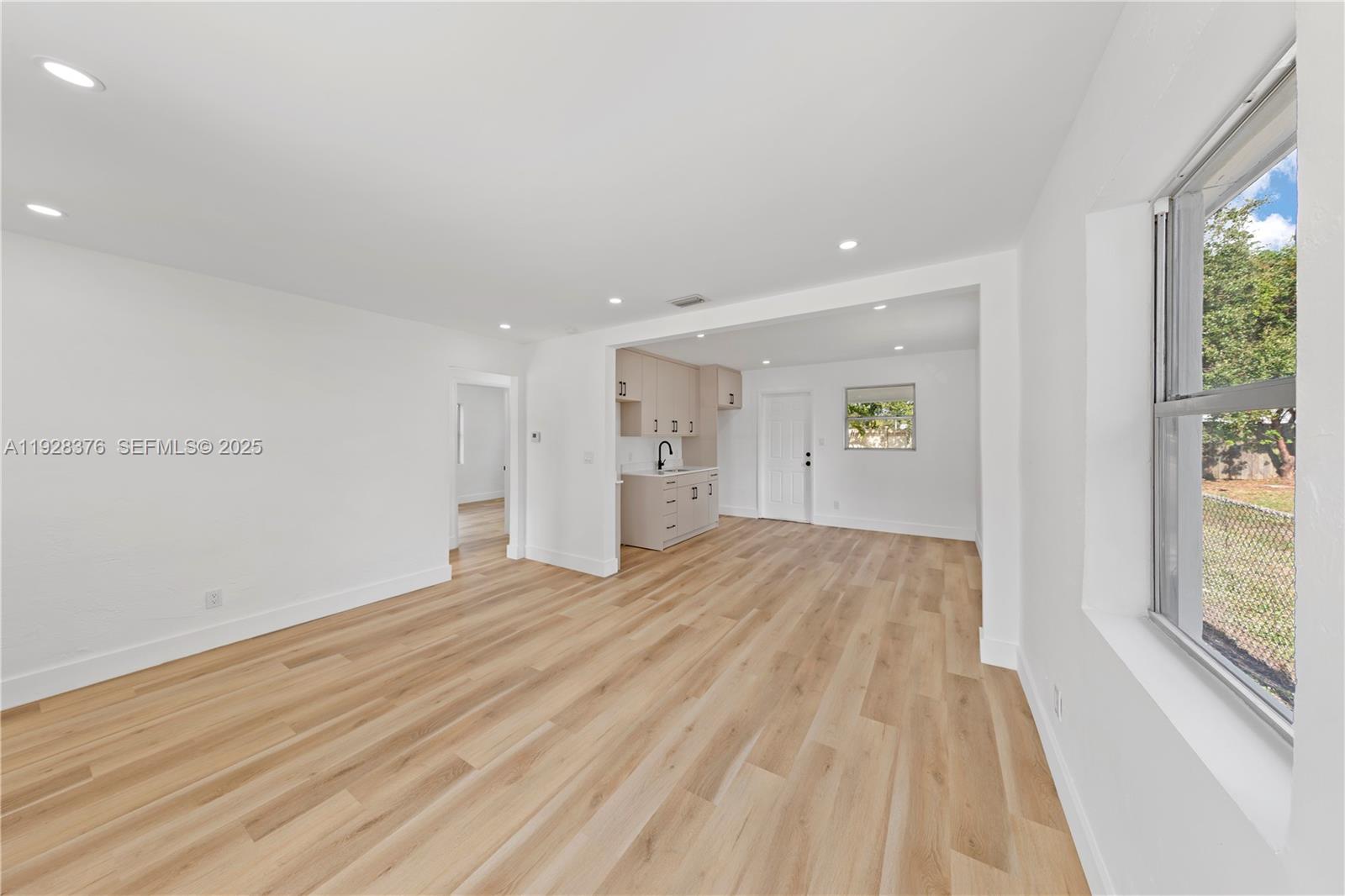 FOSTER PARK - Residential