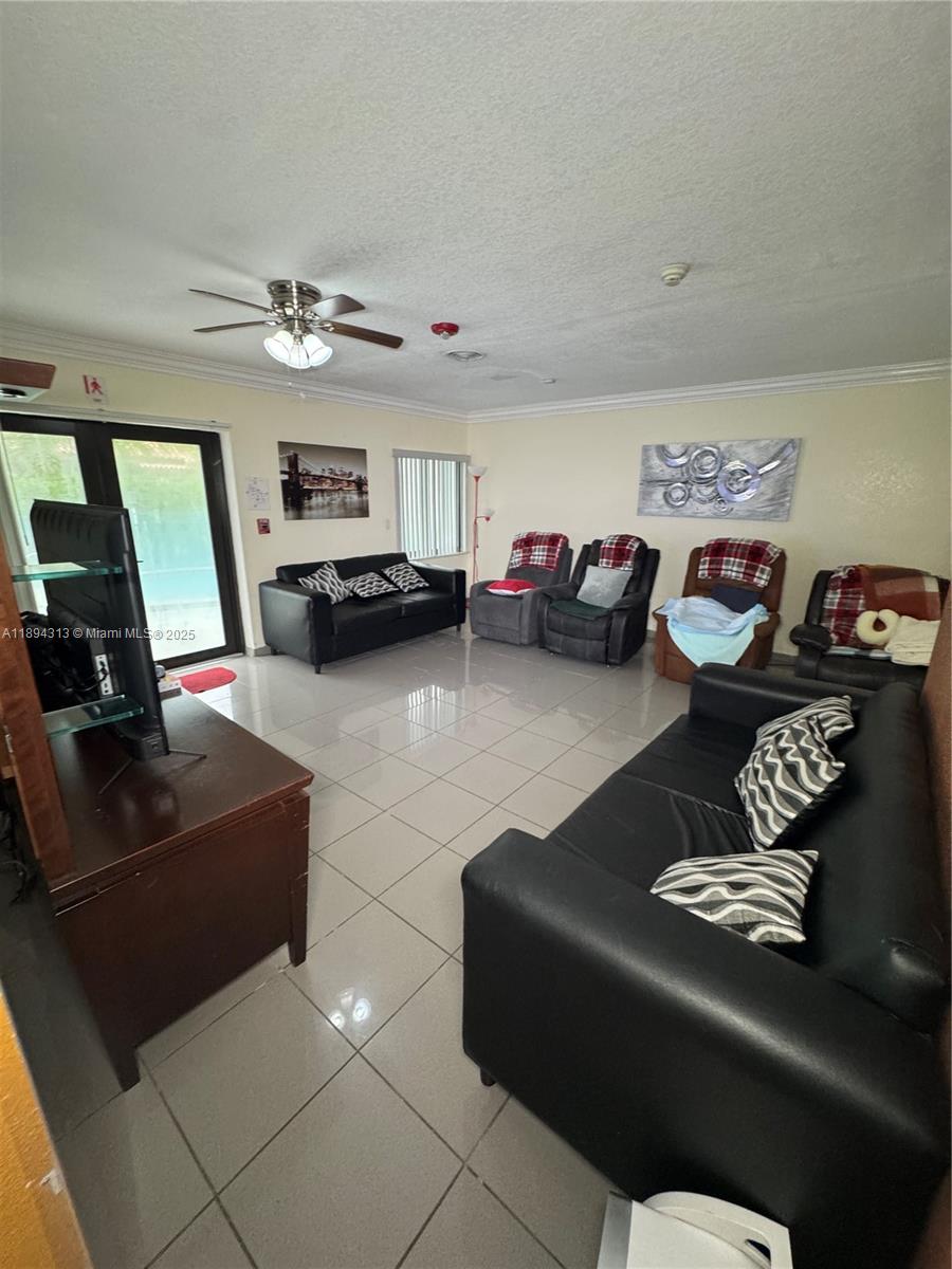 LAKE PARK SEC 1 - Residential