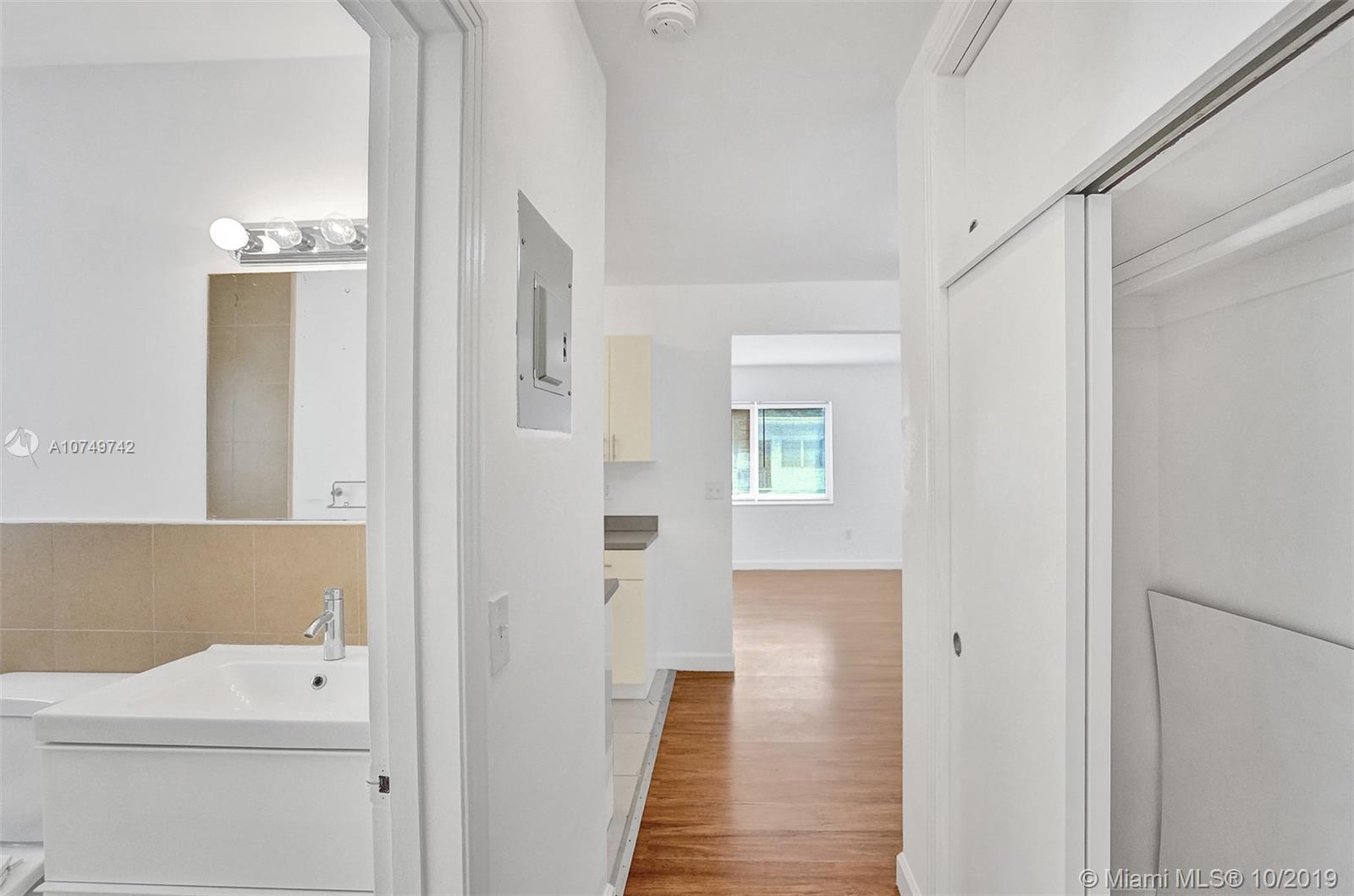 ALTOS DEL MAR NO 3 - Residential Lease