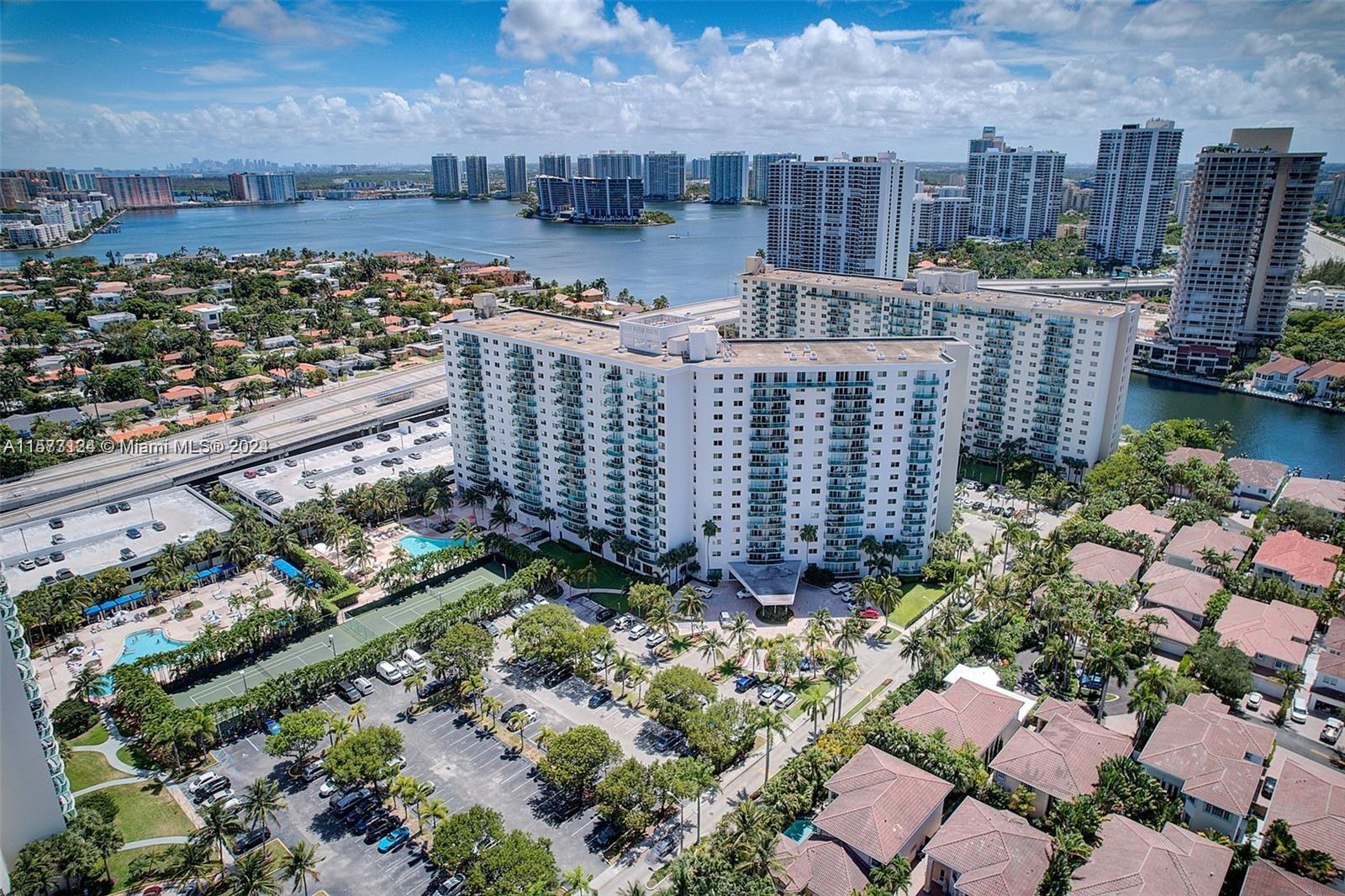 OCEANVIEW BUILDING B COND - Residential