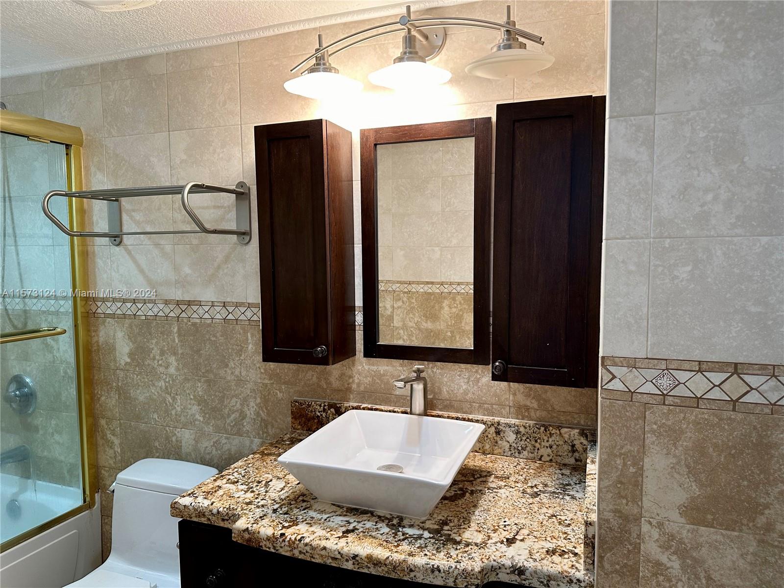 OCEANVIEW BUILDING B COND - Residential